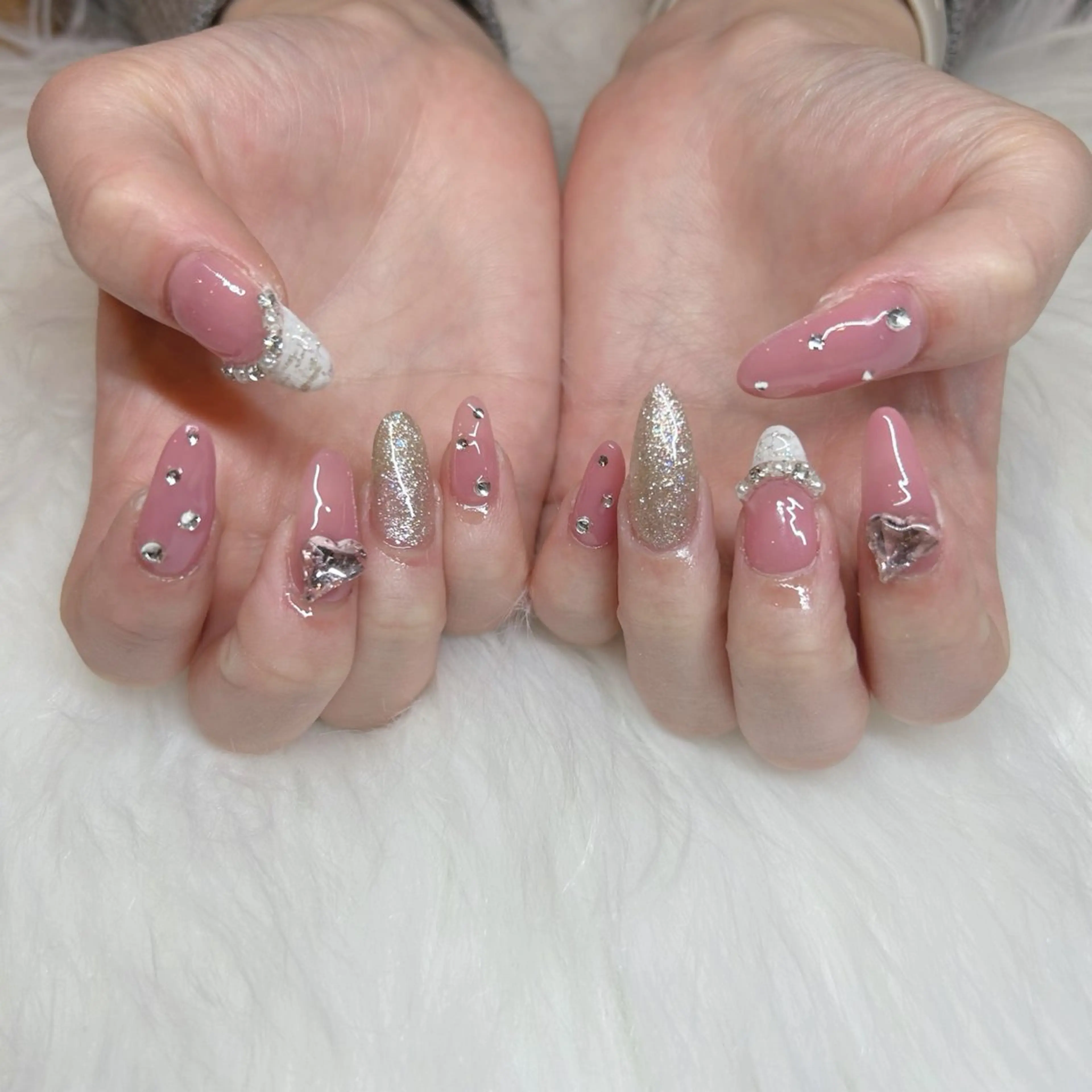 ロング HANA うるののネイルデザイン