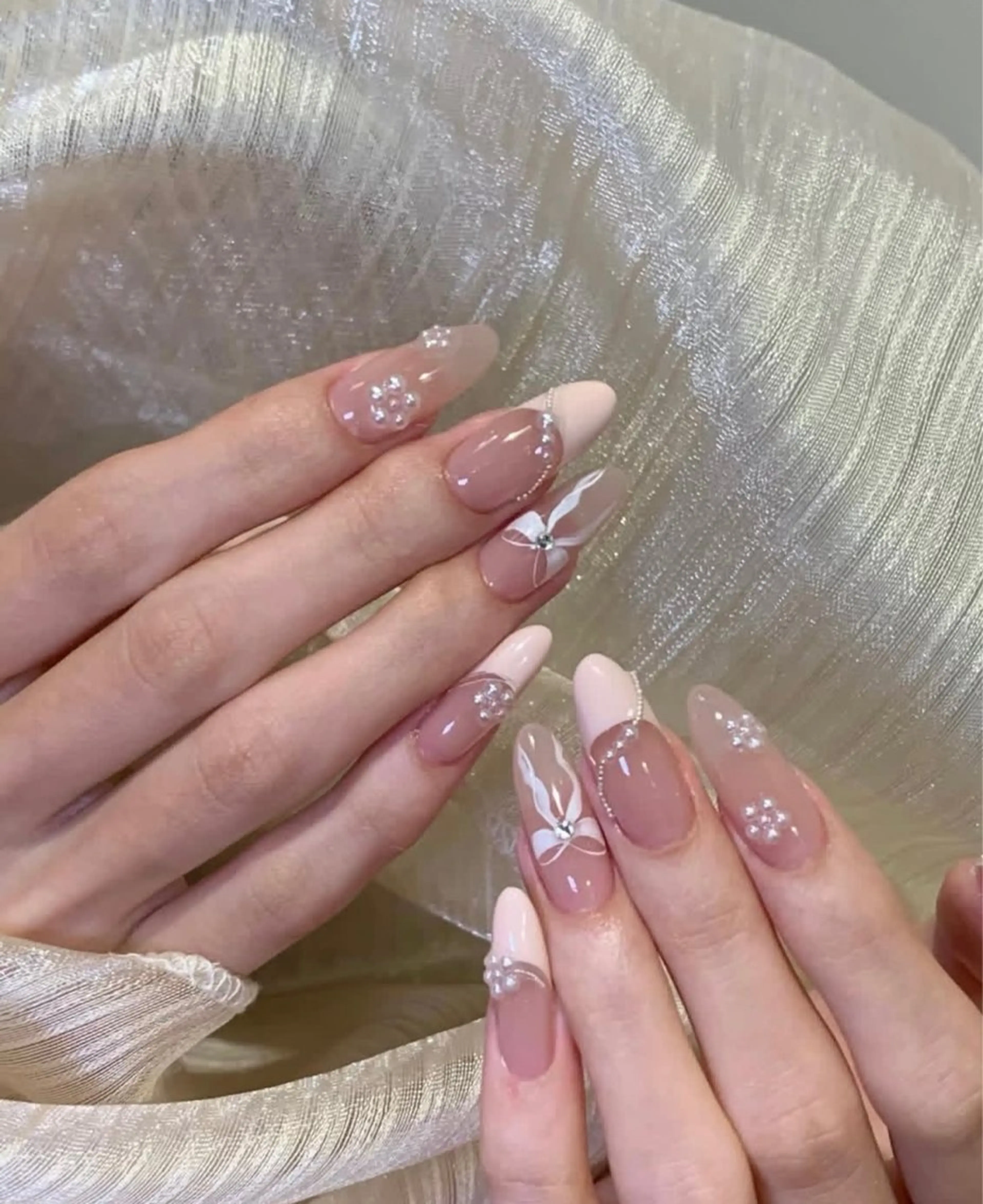 ネイル ハンドネイル NiJi Nailsのネイルデザイン