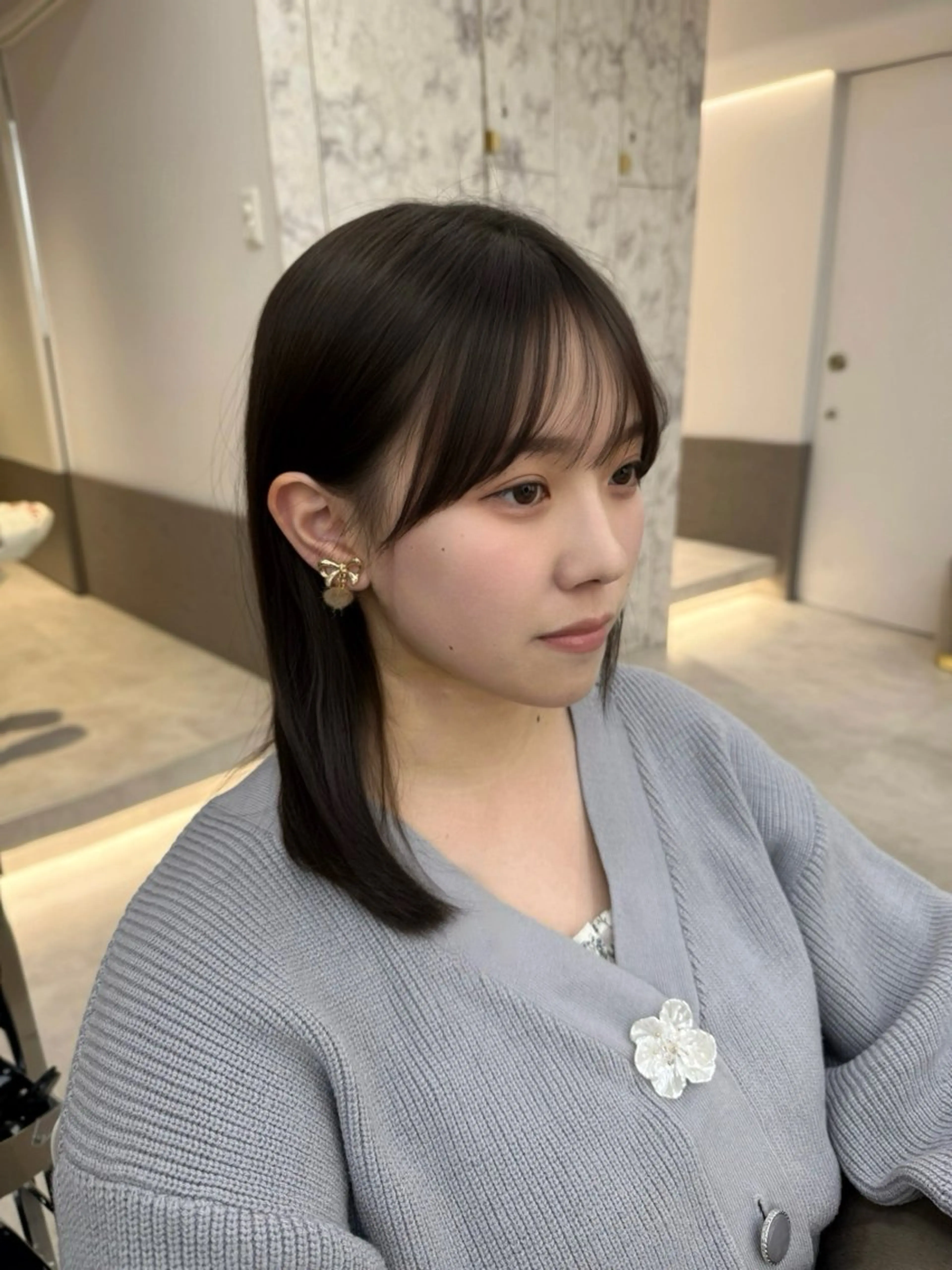 ミディアム カラー 顔周りカット/髪質改 善/新宿/畑中稔里のヘアスタイル