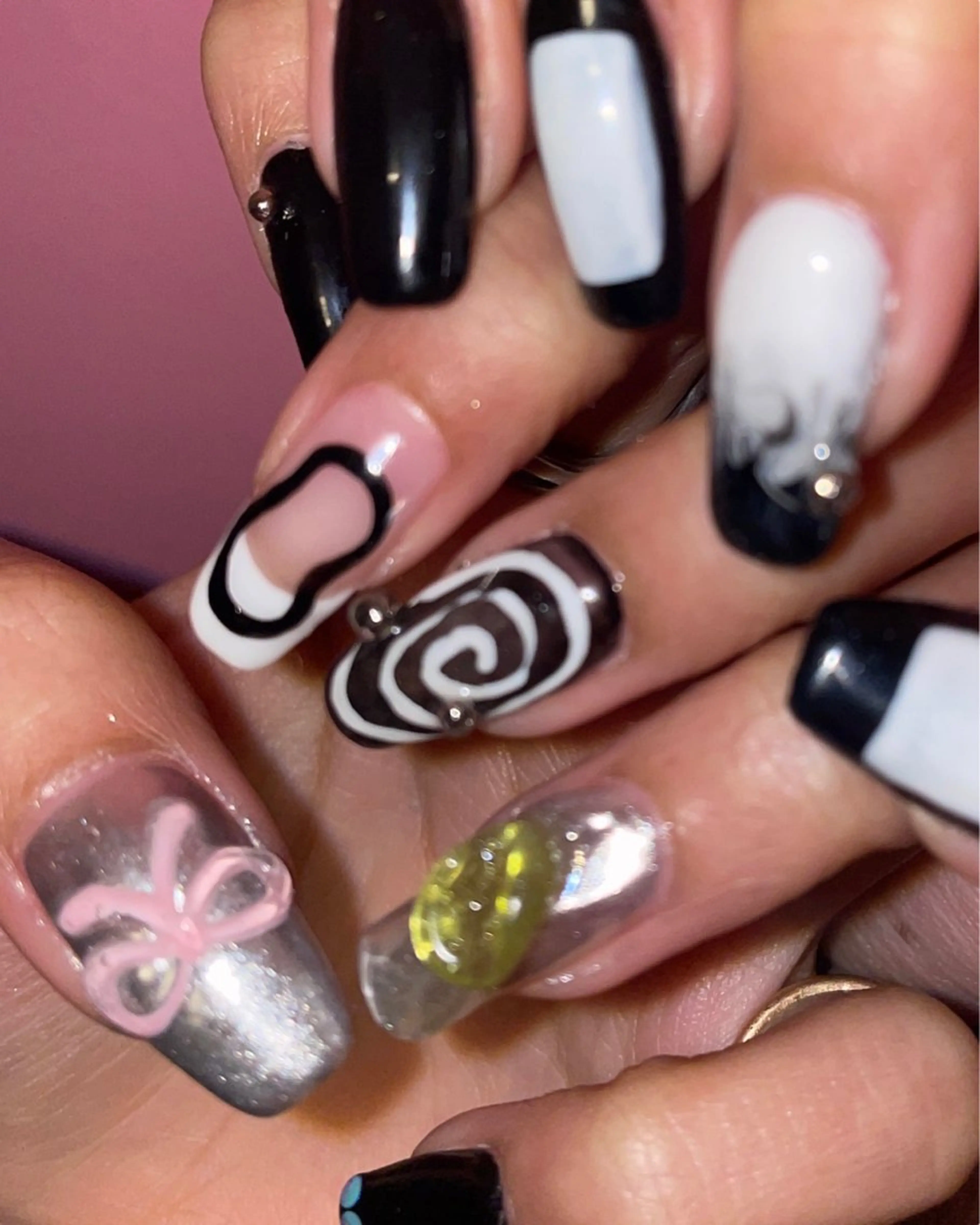 ネイル KUU所属・Sae ⭐️のネイルデザイン