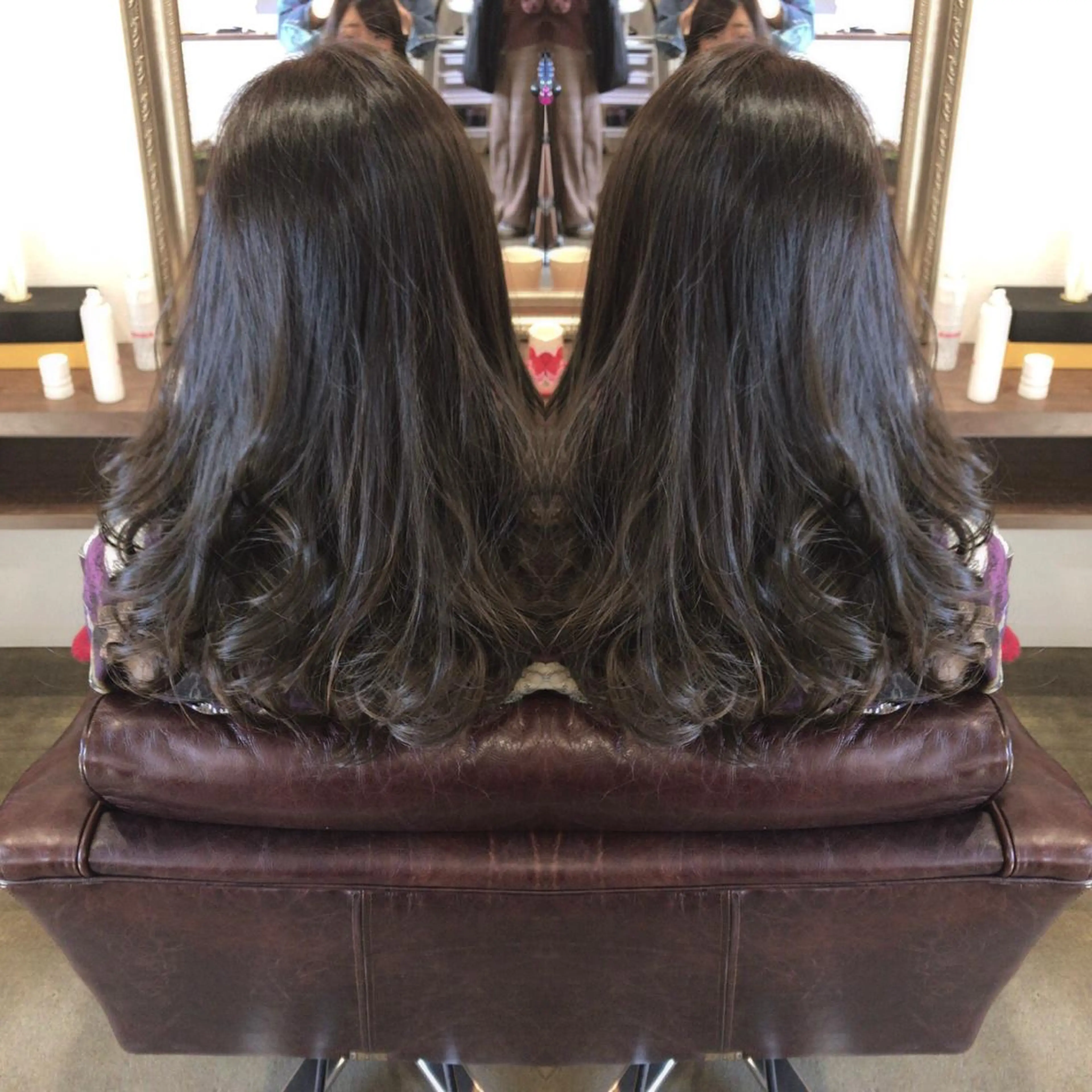 セミロング カラー レイヤーカット匠 イソザキノリユキのヘアスタイル