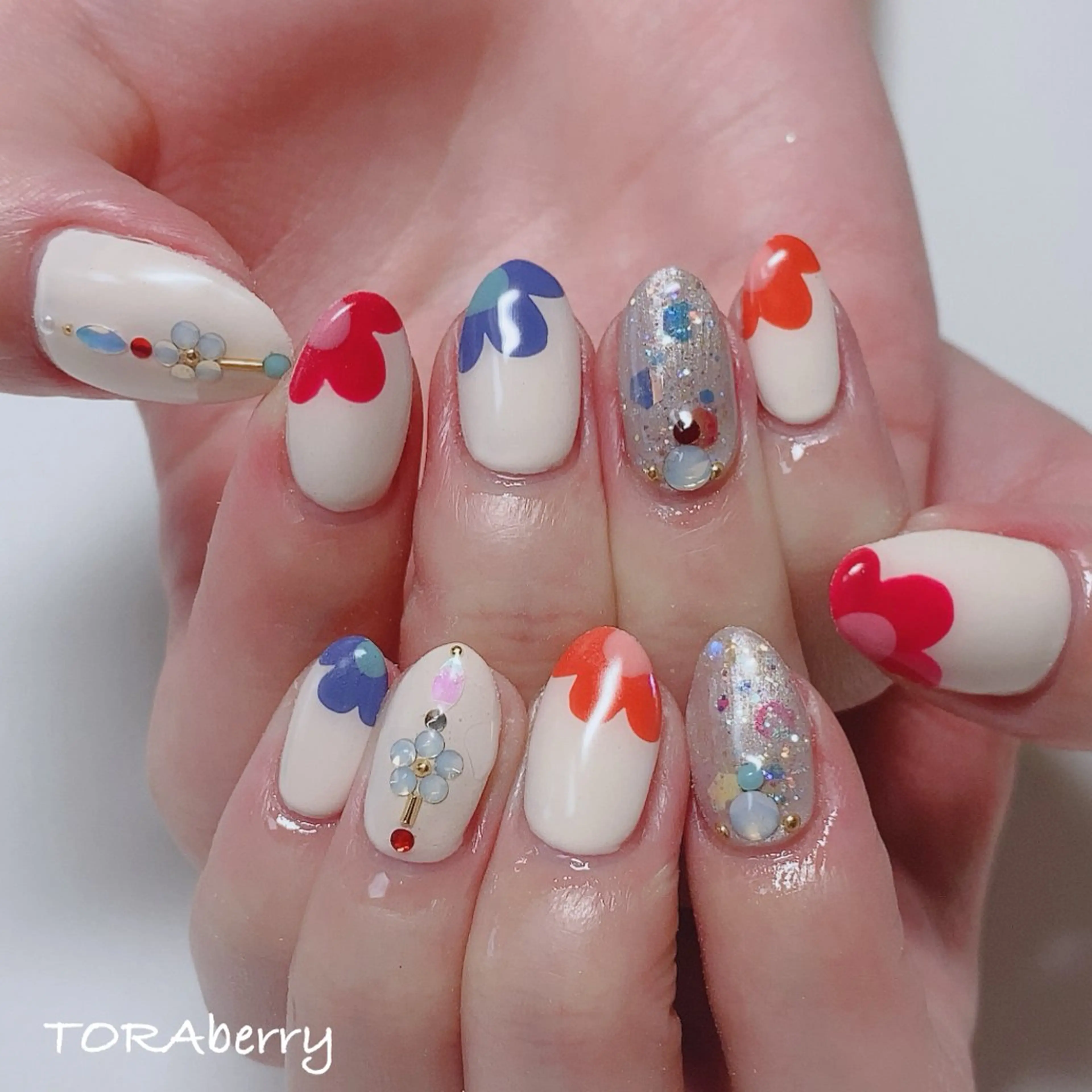 ネイル ハンドネイル ネイリスト なつみのネイルデザイン