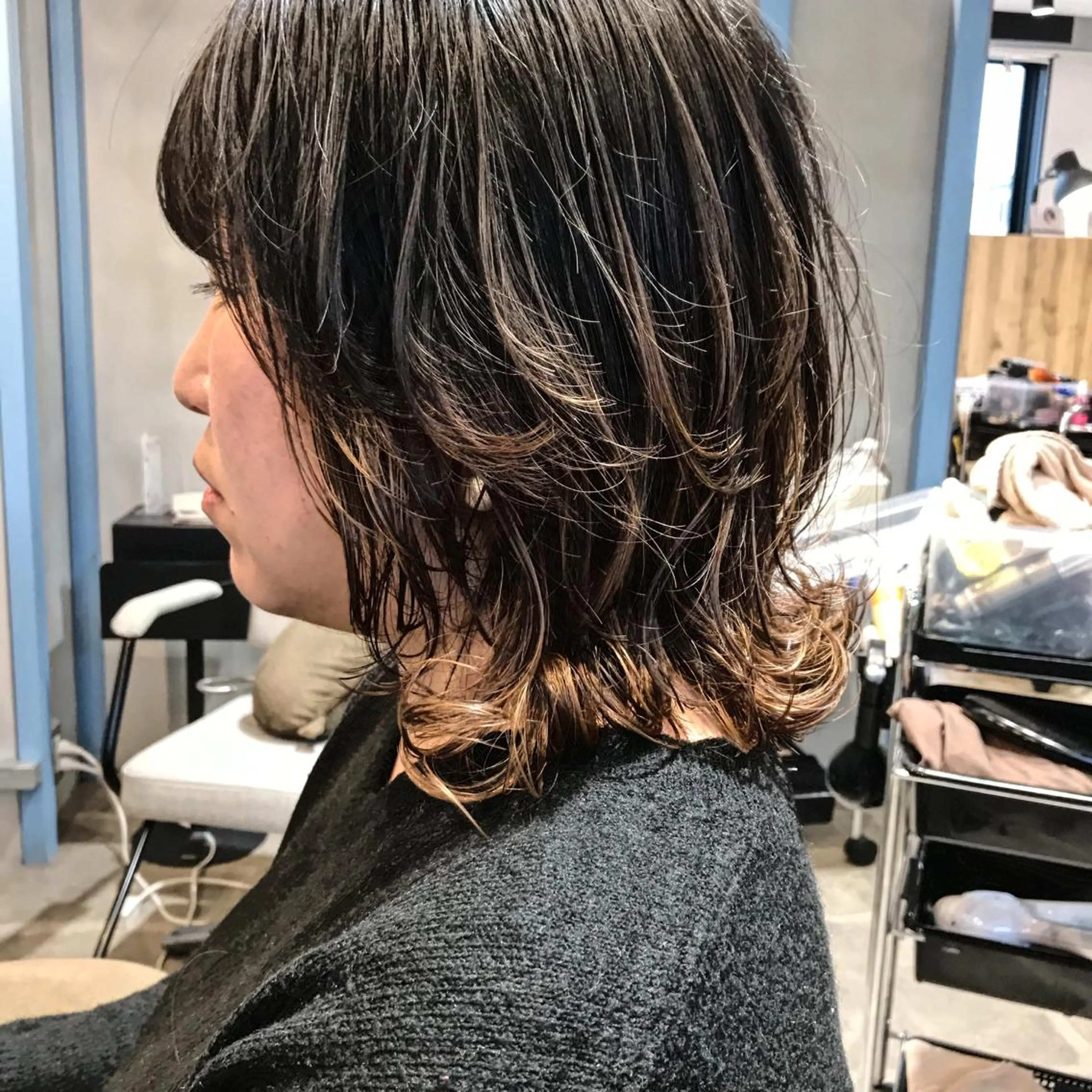 ミディアム 所渉/韓国レイヤー /ウルフカットのヘアスタイル