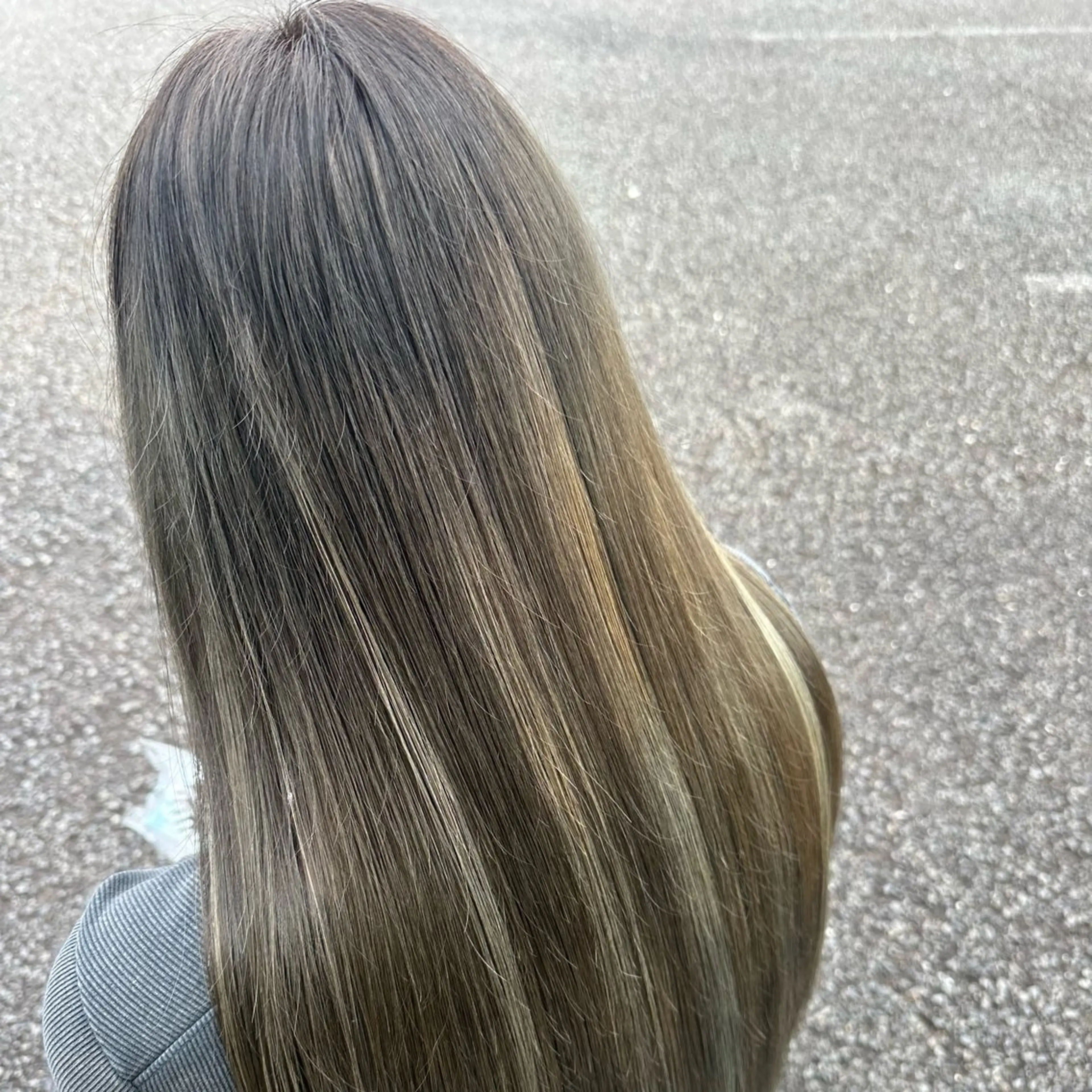 カラー ヘアカラー 町田 里奈のヘアスタイル