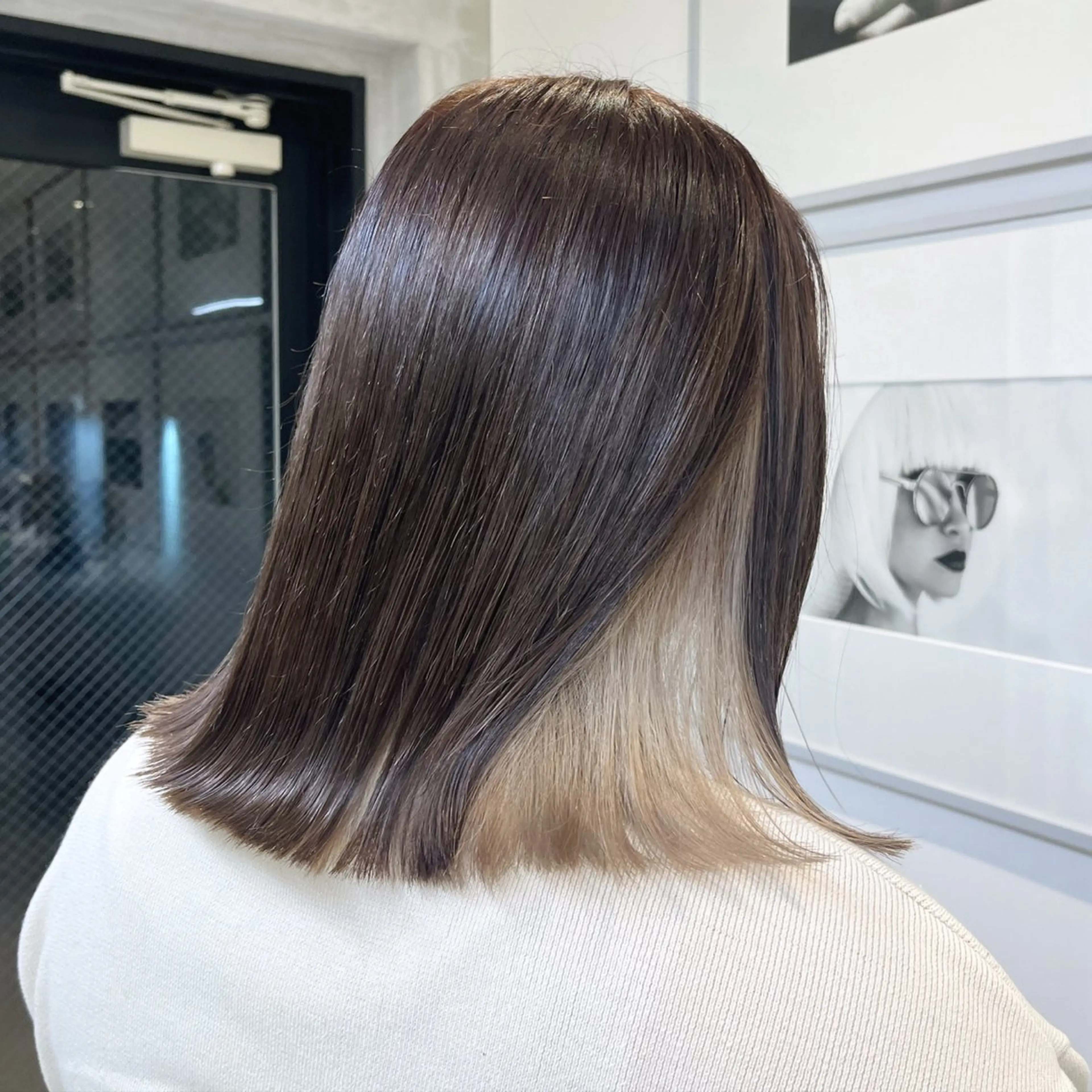 ミディアム カラー ベージュカラー ダブルカラー イヤリングカラー グレージュ ハイトーンカラー ヘアカラー トリートメント ヘッドスパ ヘアセット カジュアルを女っぽく 𝗮𝘆𝗮𝗰𝗼のヘアスタイル