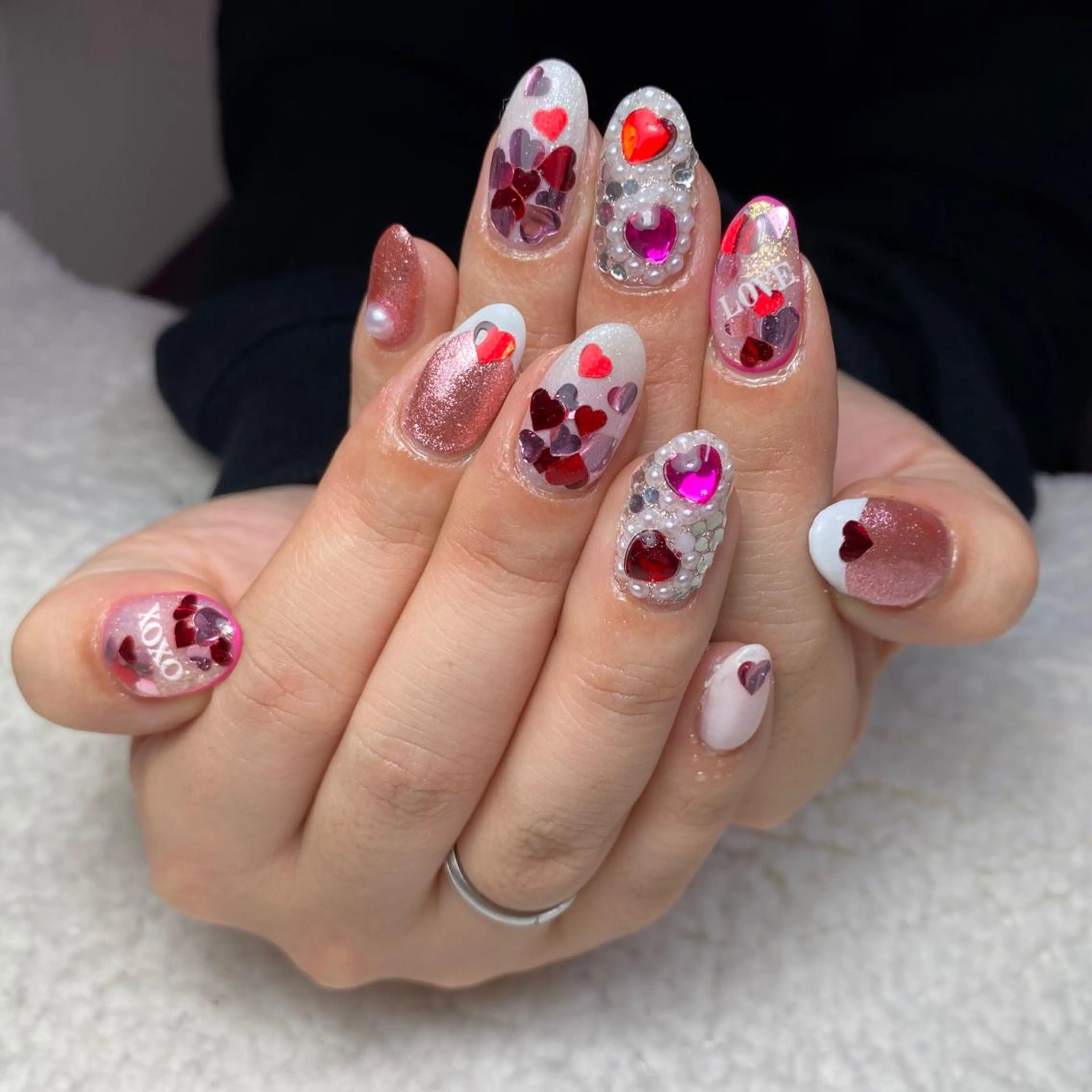 ネイル ハート バレンタイン ハンドネイル COCO+所属・COCO +のエステ・リラクイメージ