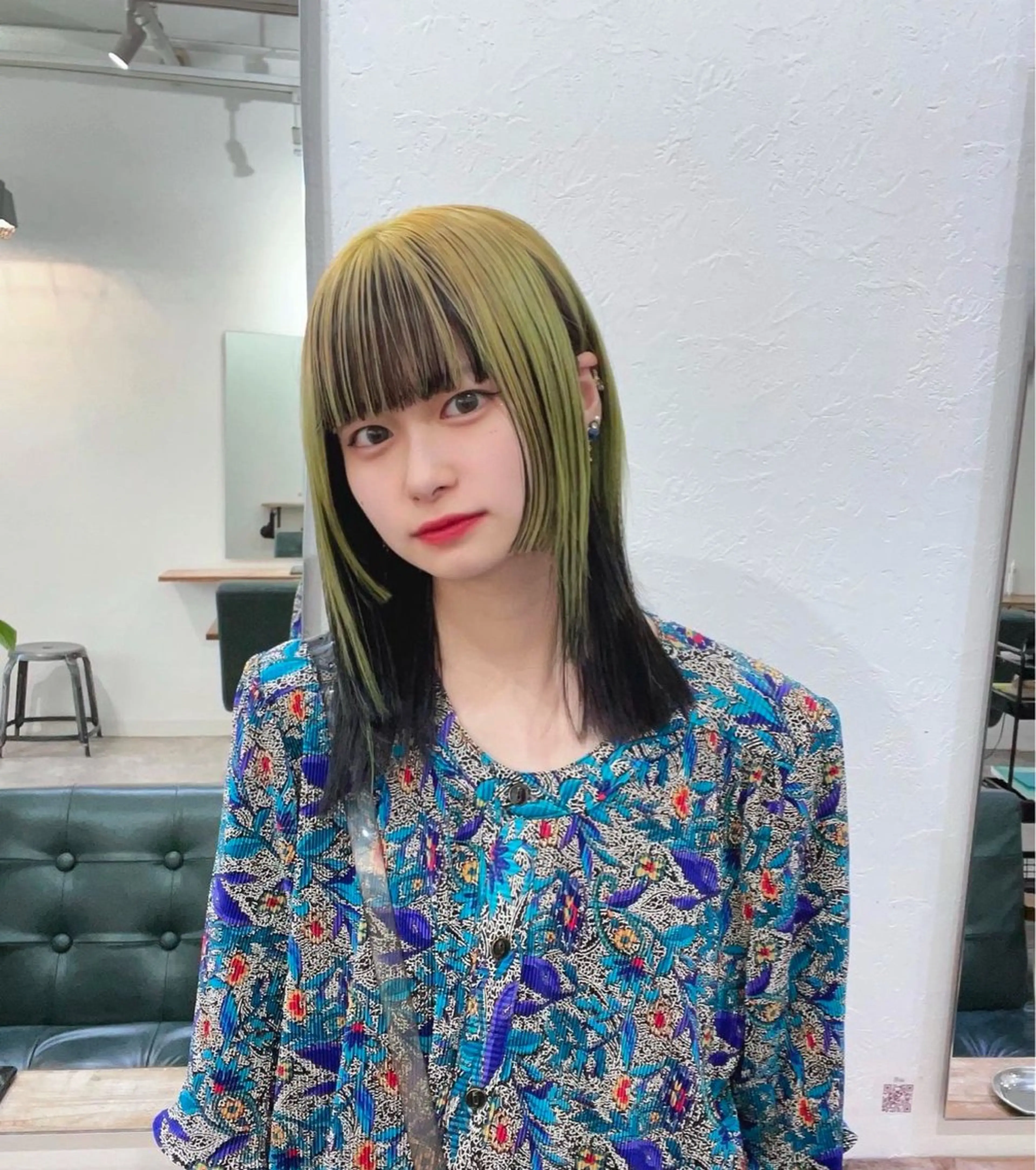 セミロング GO TODAY SHAiRE SALON 原宿本店所属・REINA/ブリーチ /ハイトーン/原宿のヘアスタイル