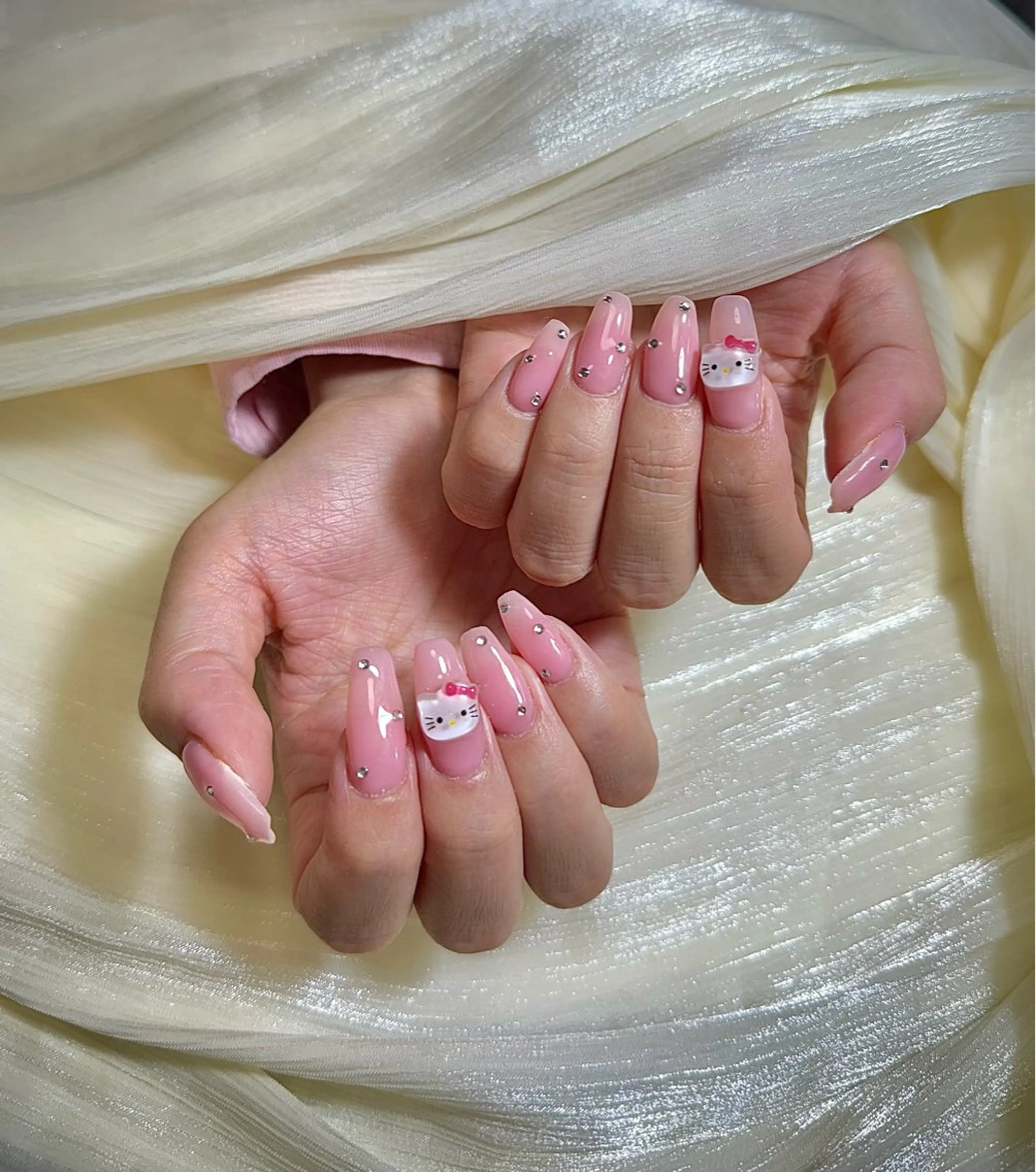 ネイル ハンドネイル 🎀 NaNa_nailのネイルデザイン