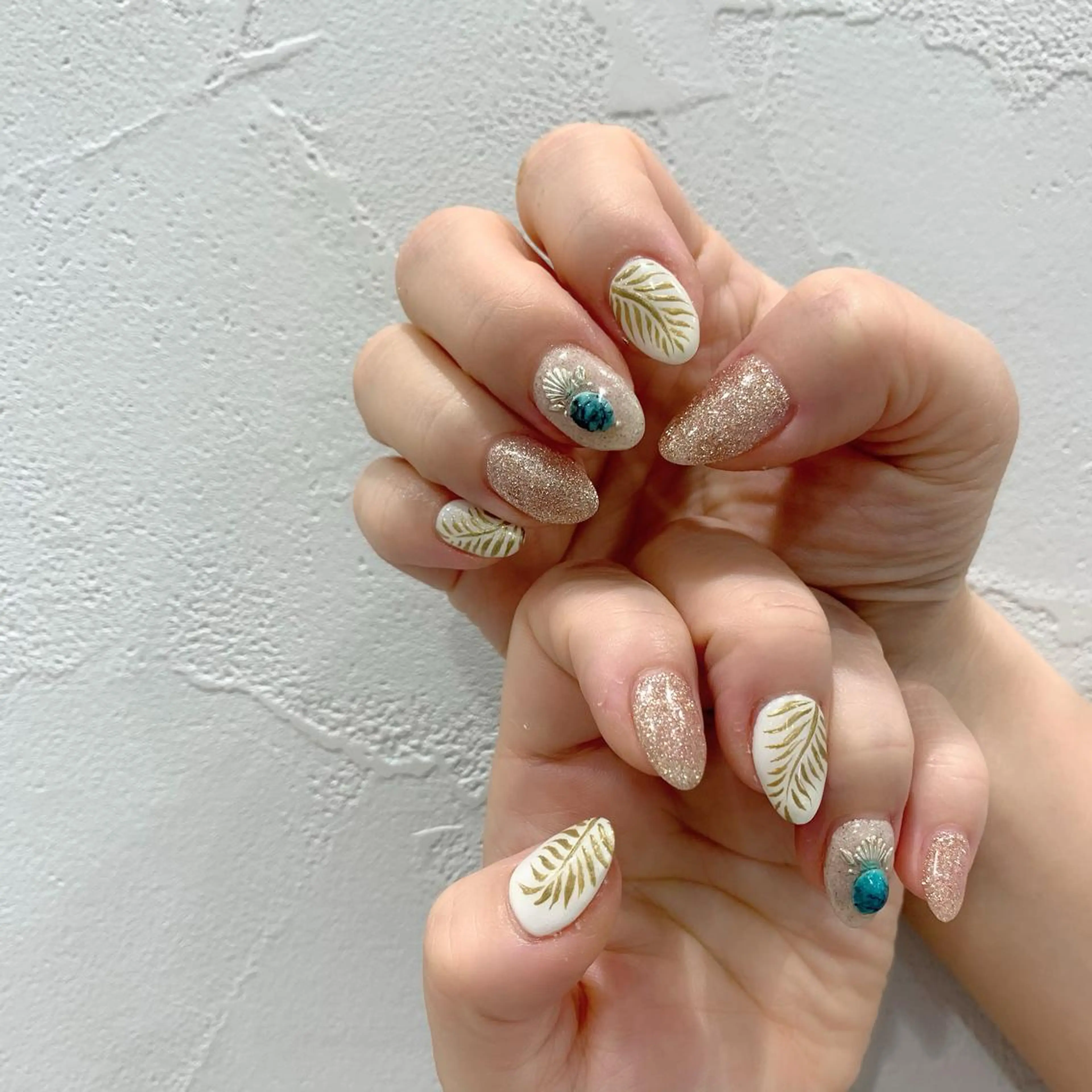 ネイル ハンドネイル 佐藤 まりえのネイルデザイン