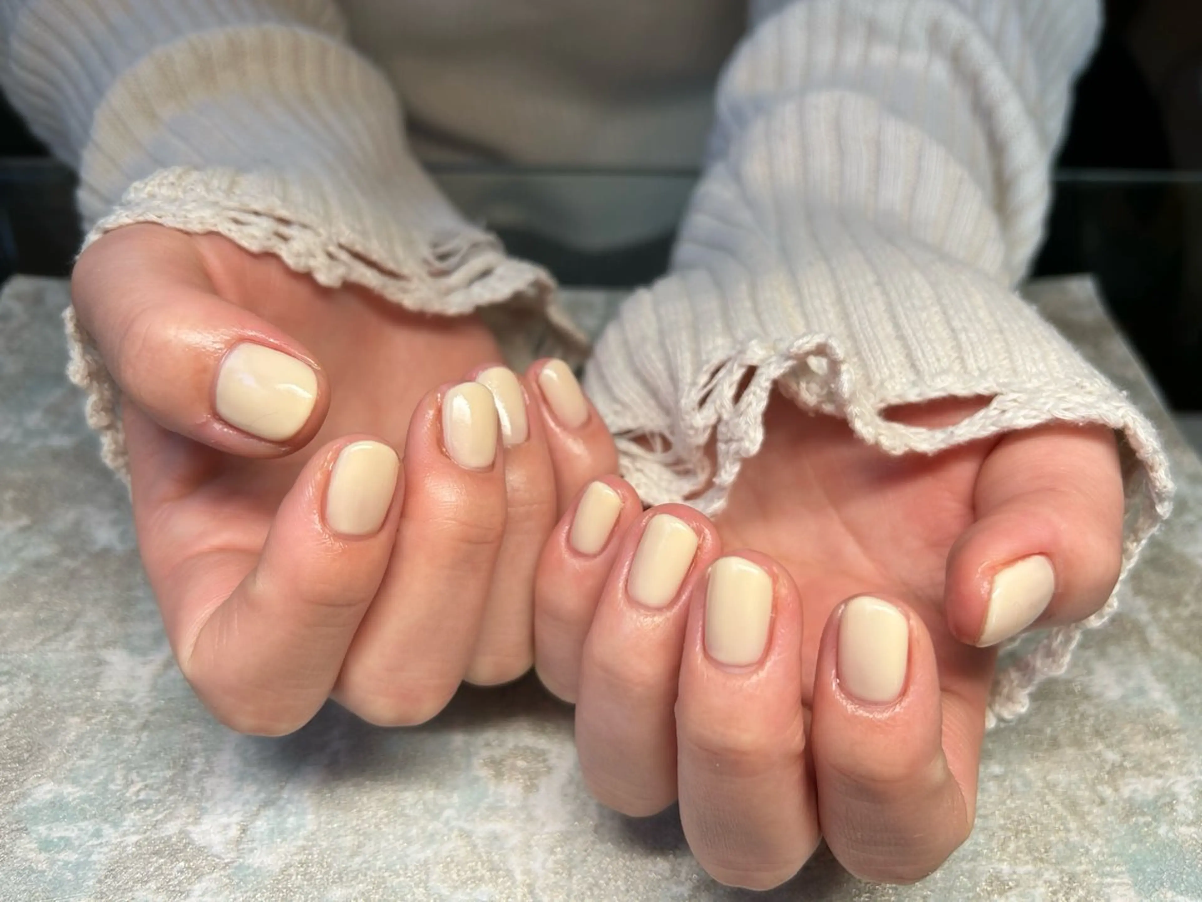 ネイル ワンカラーネイル ハンドネイル Lisa’s Salonのネイルデザイン