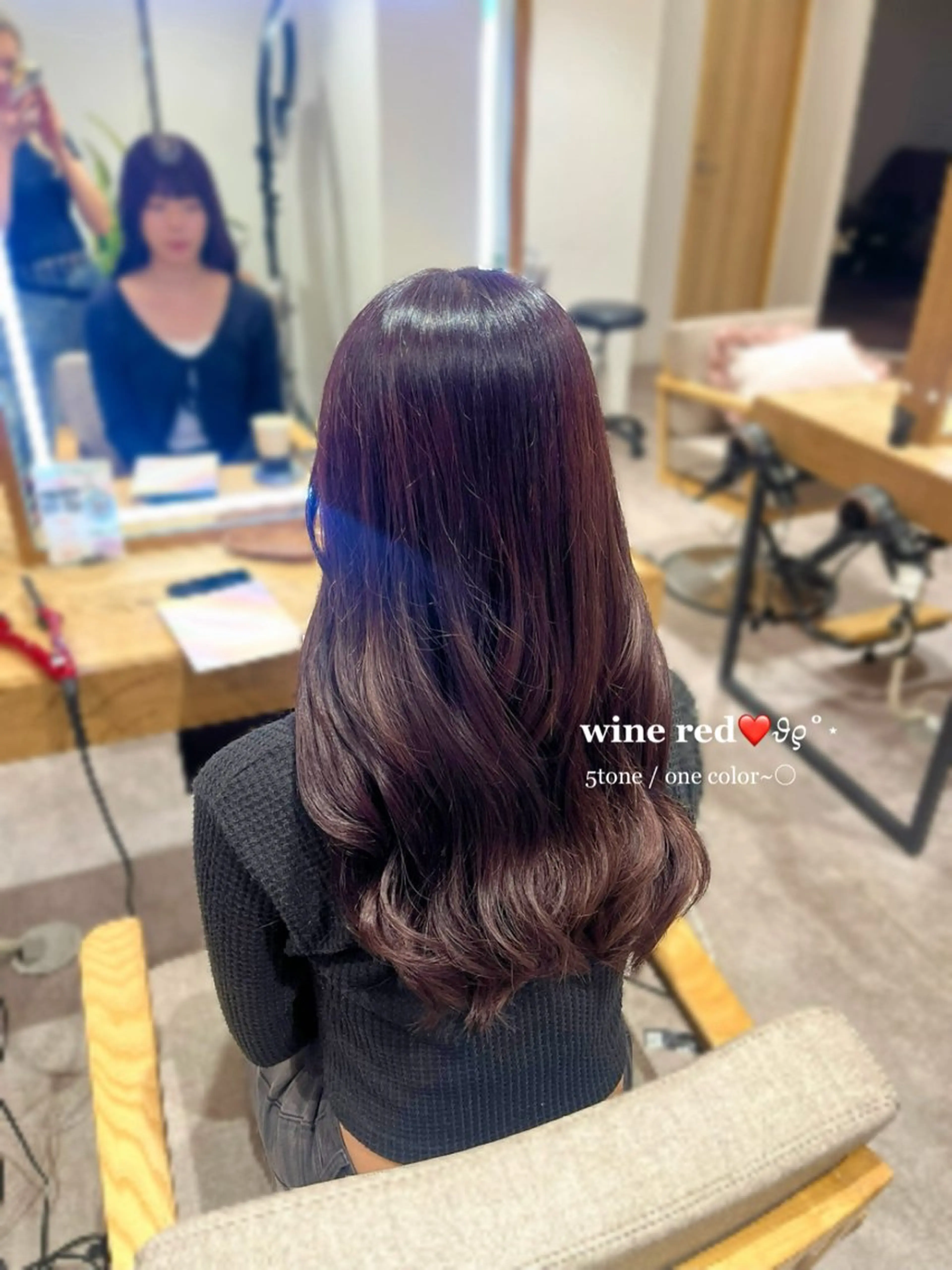 ロング カラー ヘアアレンジ 𝐇𝐚𝐧𝐚 /モデル募集中🎀のヘアスタイル