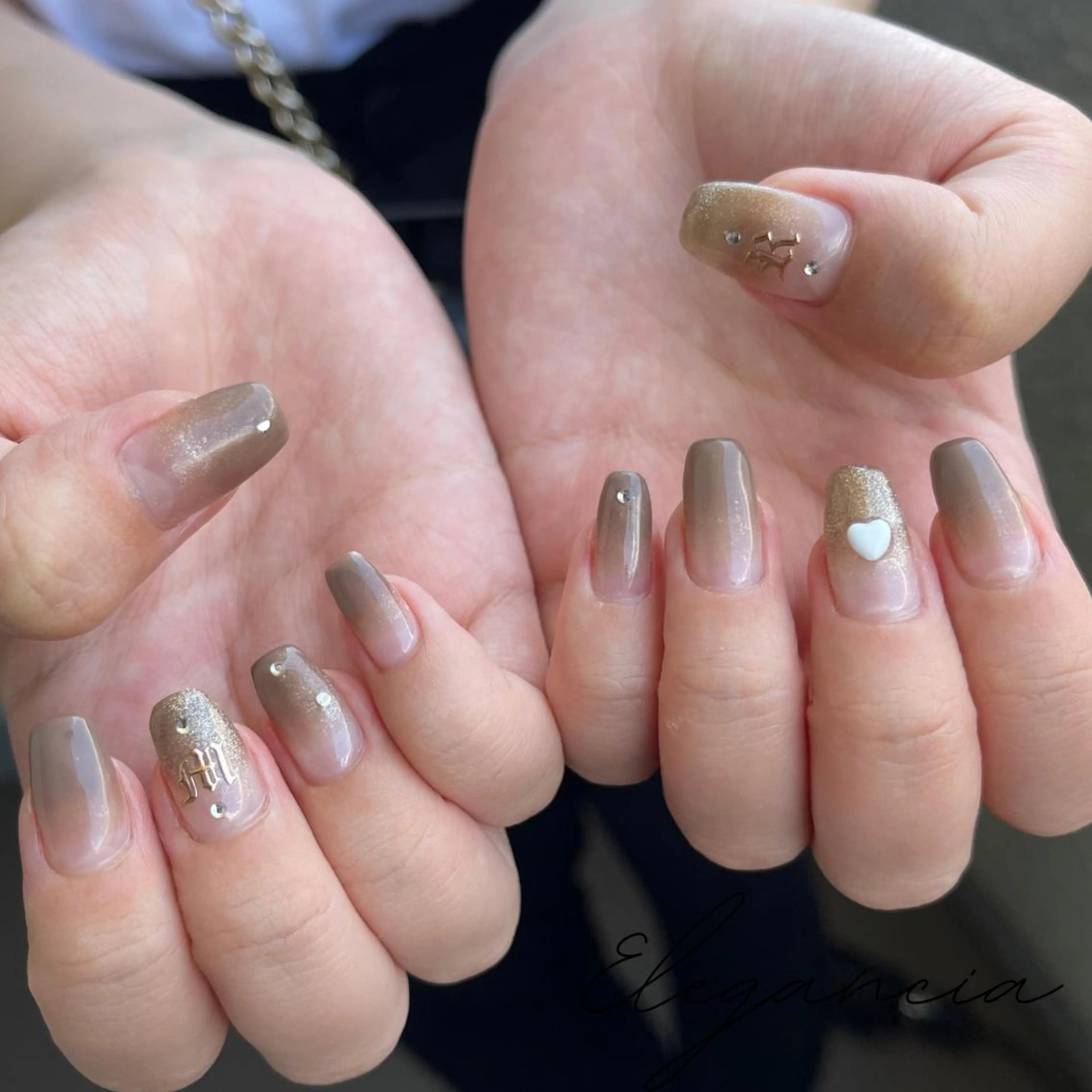 カラー ネイル ハンドネイル Elegancia. Hiromiのネイルデザイン