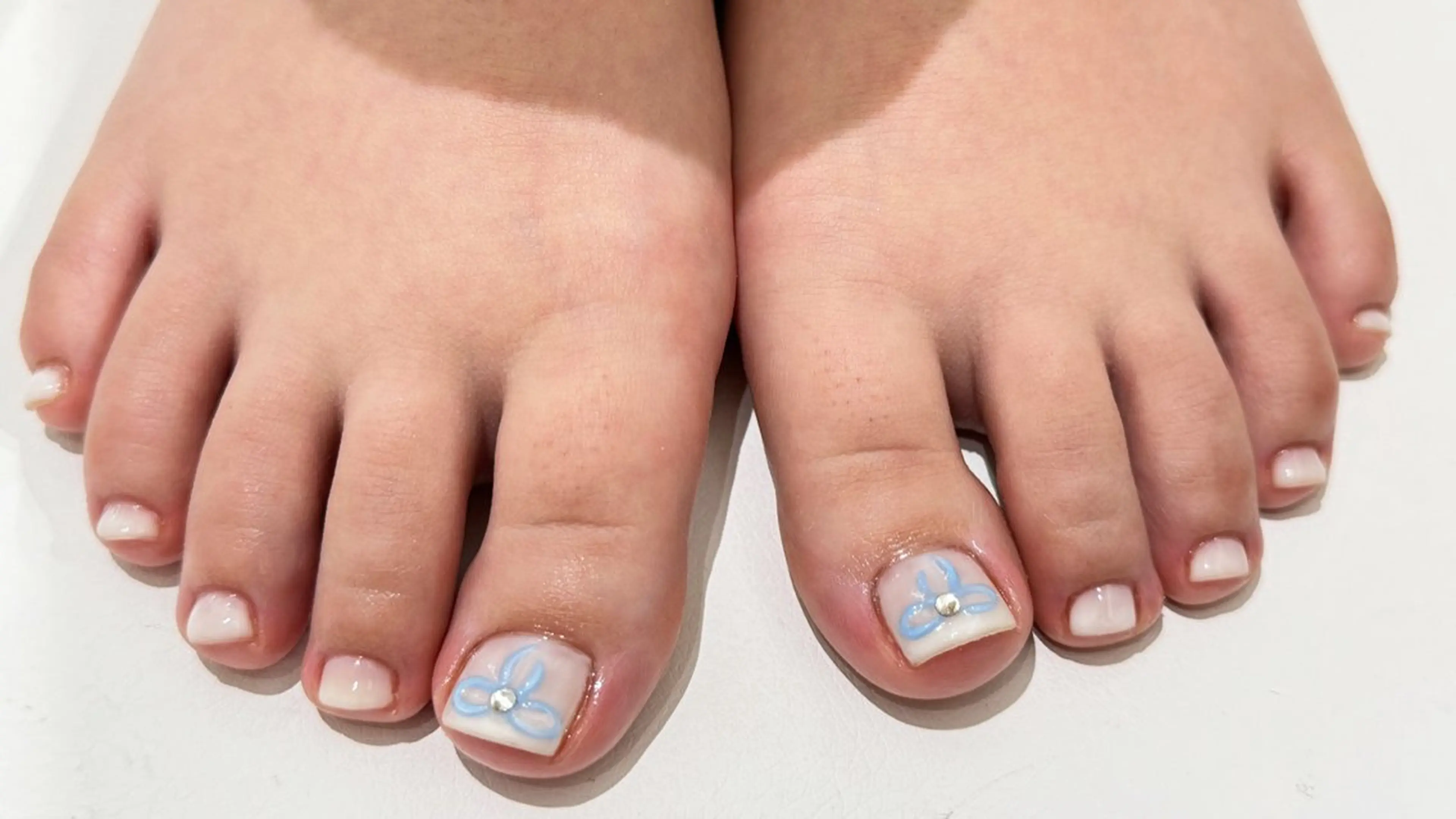 ネイル 🩵NORIKO 上品ネイルが得意🩵のネイルデザイン