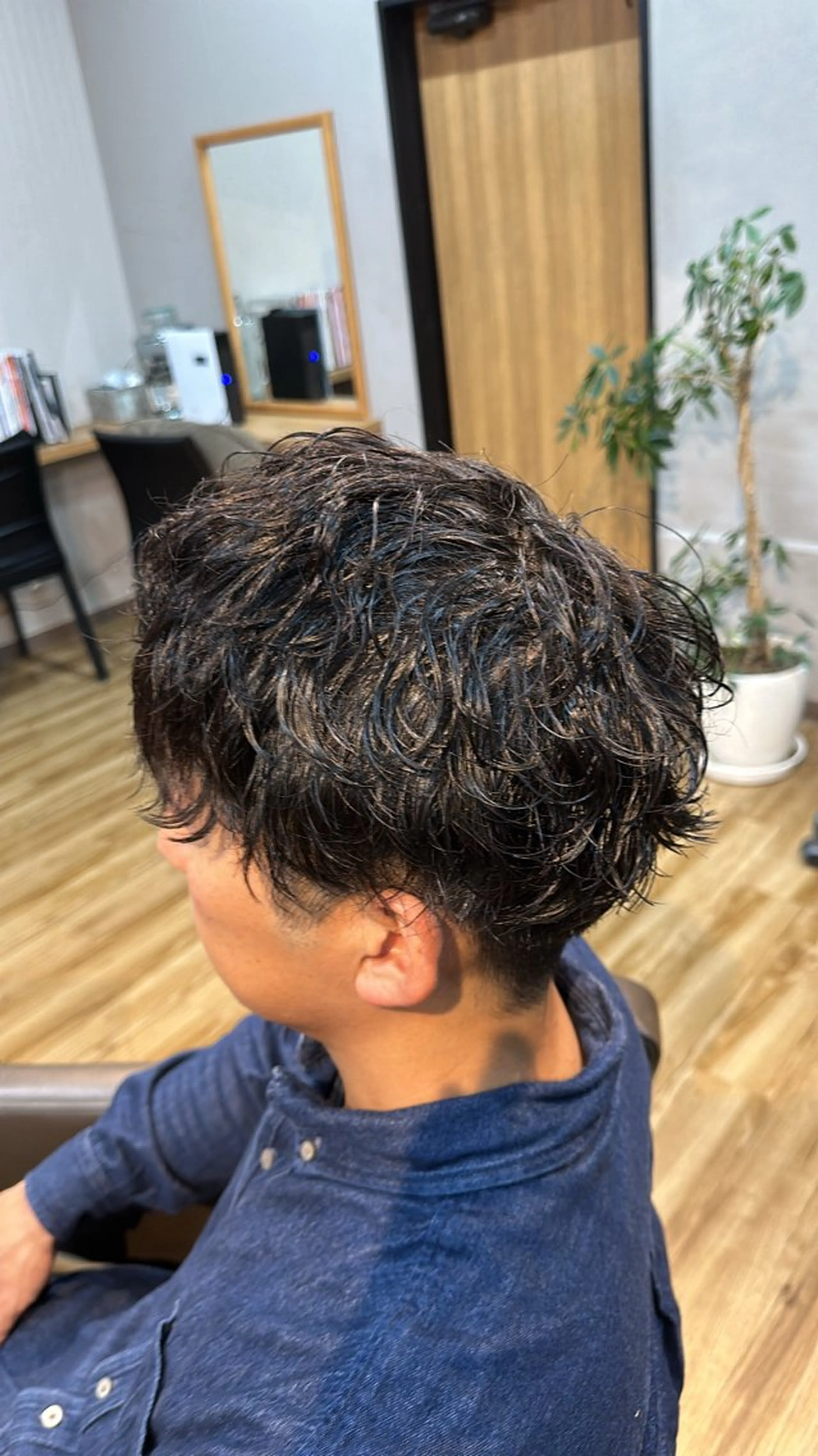 パーマ メンズ メンズパーマ カット パーマ arika オケシ　リョウダイのヘアスタイル