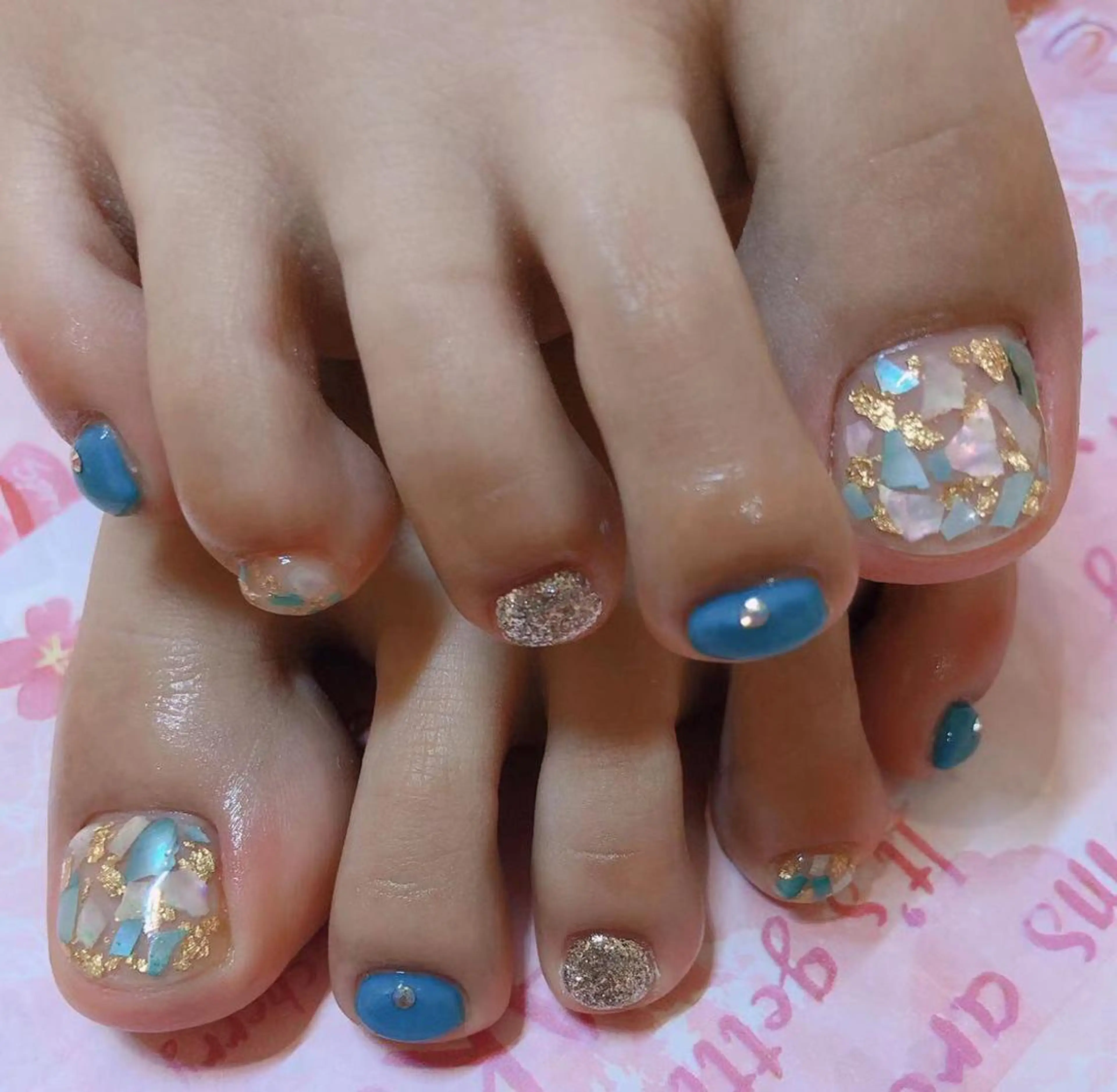 ネイル フットネイル リン リンのネイルデザイン