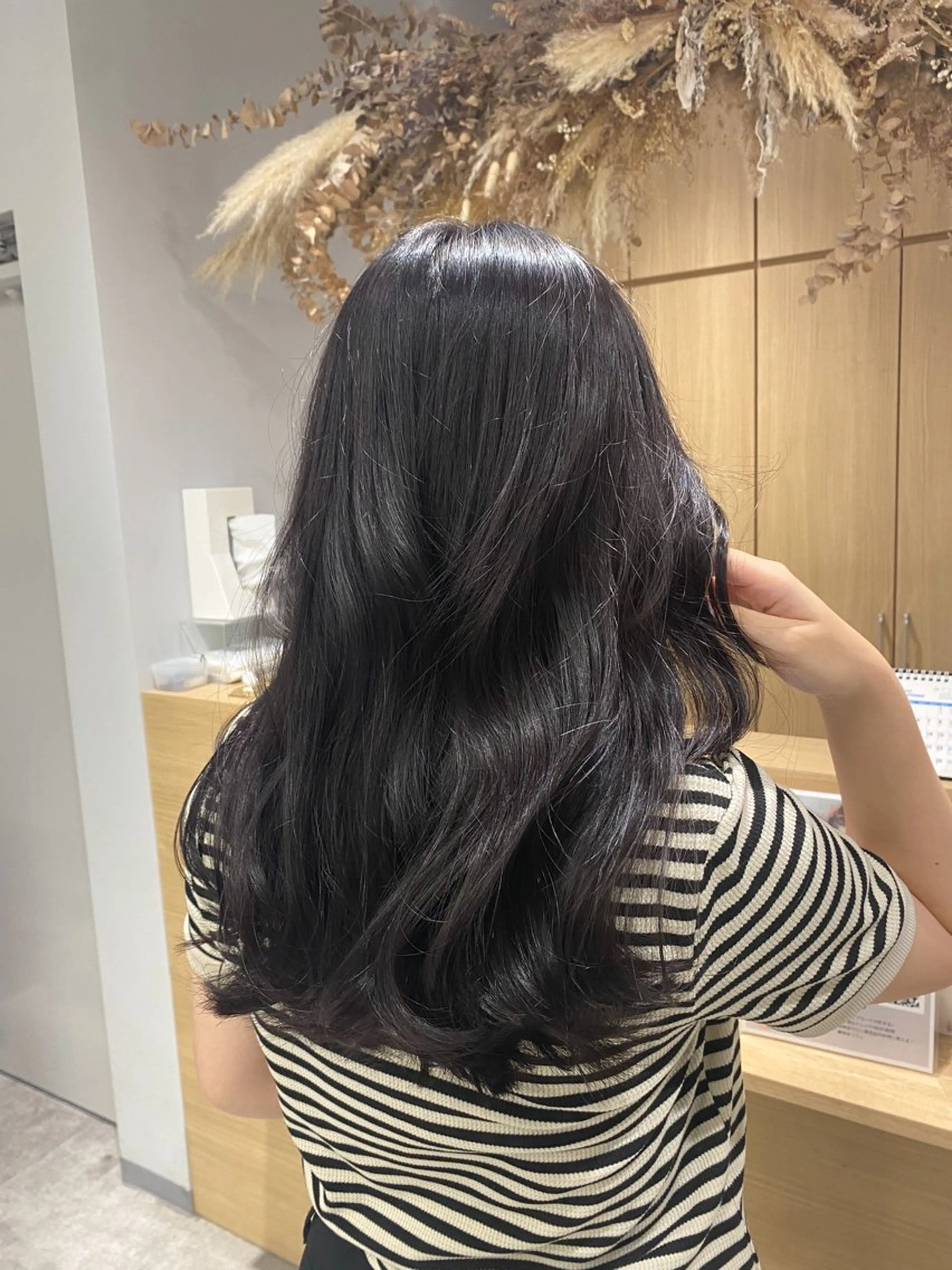 ロング レイヤーカット 服部 真希のヘアスタイル