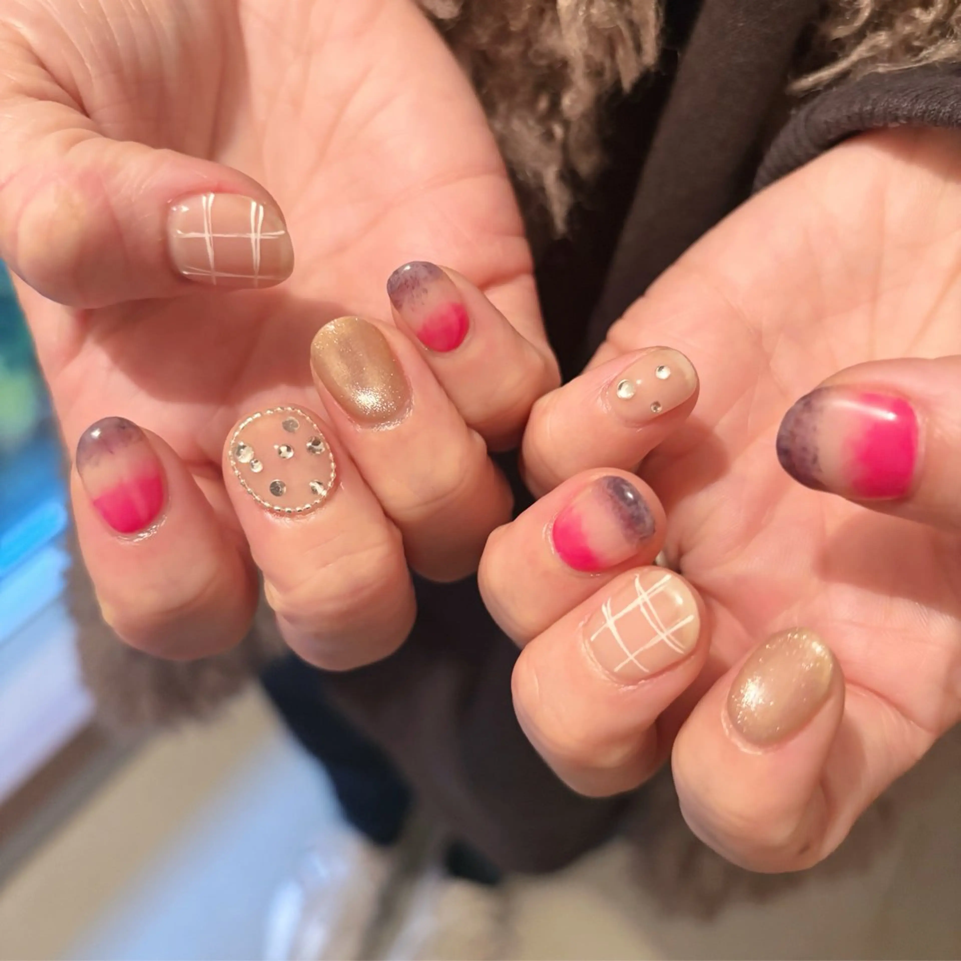 ネイル ニュアンスネイル ピンク K Aのネイルデザイン