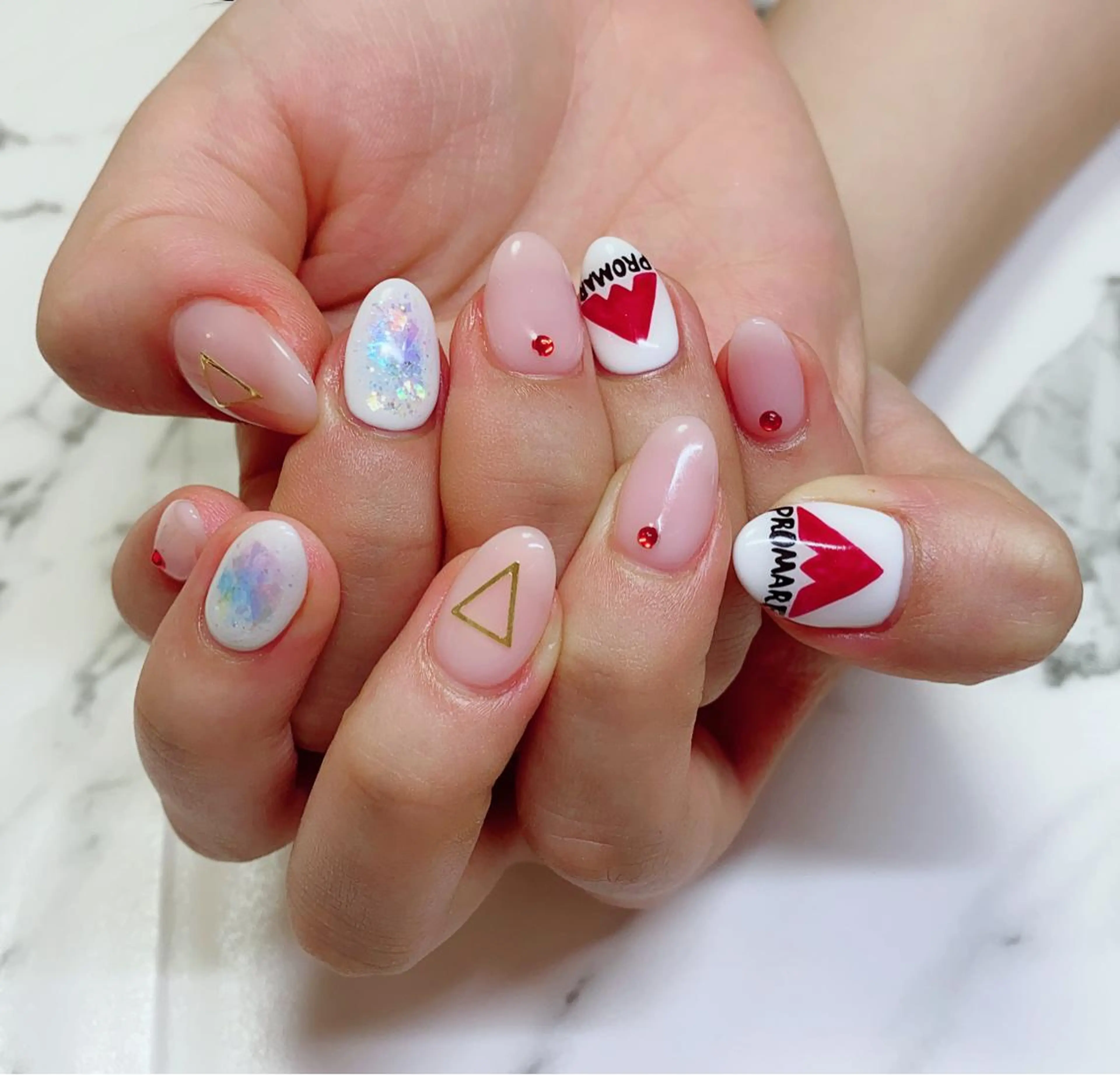ショート カラー ネイル アートネイル Q Free nailsのネイルデザイン