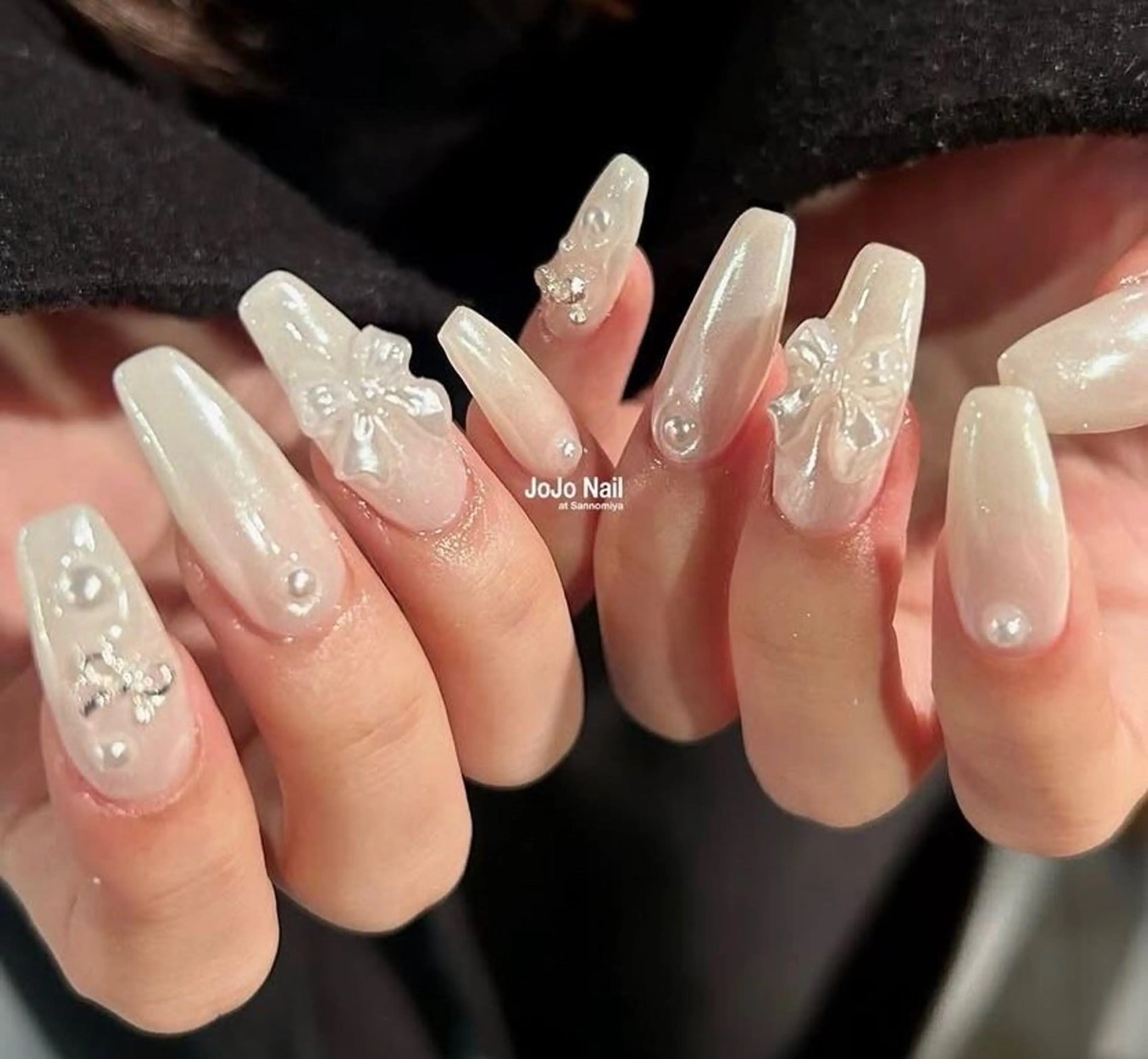 ネイル グラデーション ラメ(グリッター) マグネットネイル ミラーネイル ニュアンスネイル ハンドネイル Lumi de nails所属・Lumi de nailsのネイルデザイン