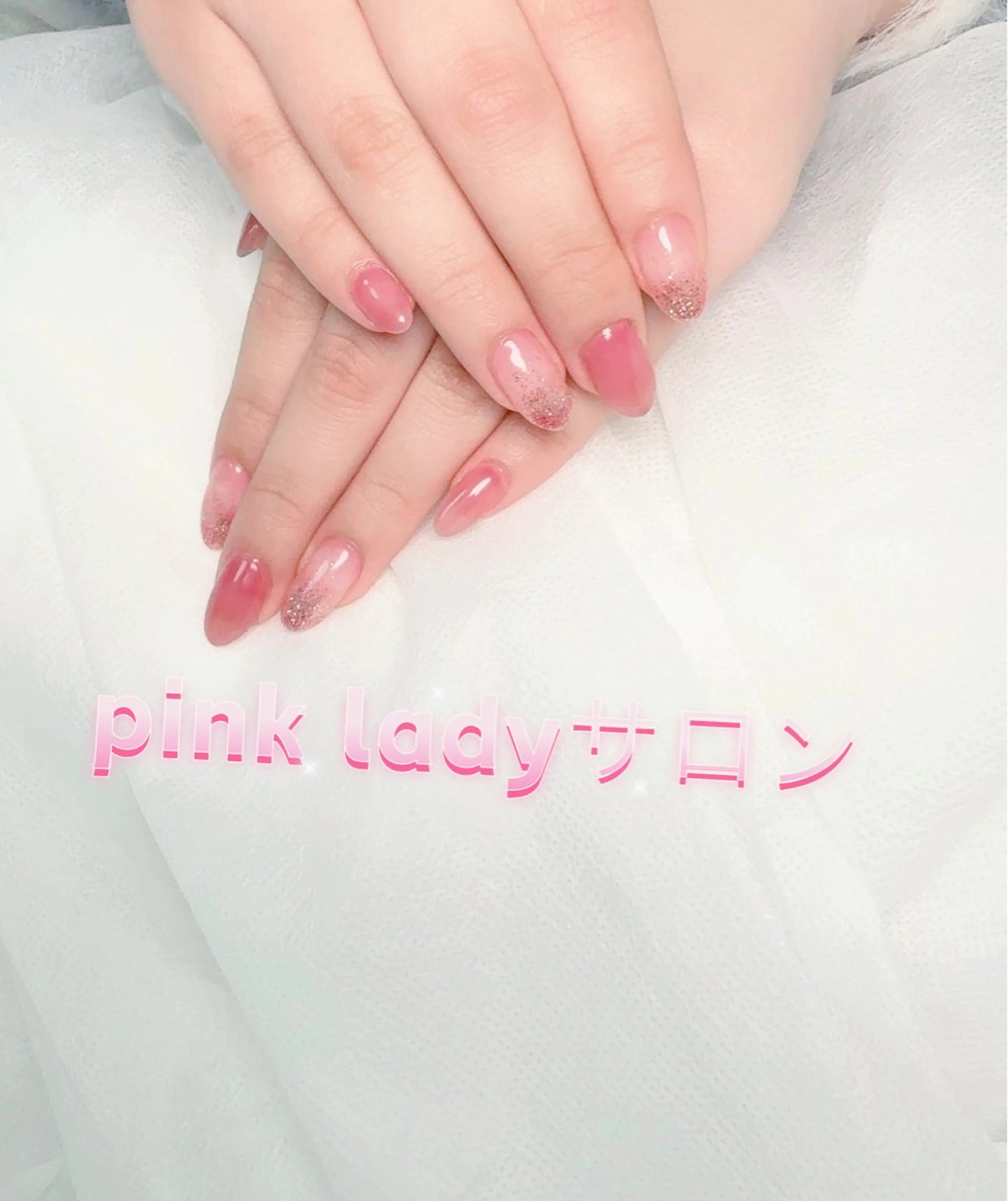 ネイル pink ladyサロン所属・べ にのネイルデザイン