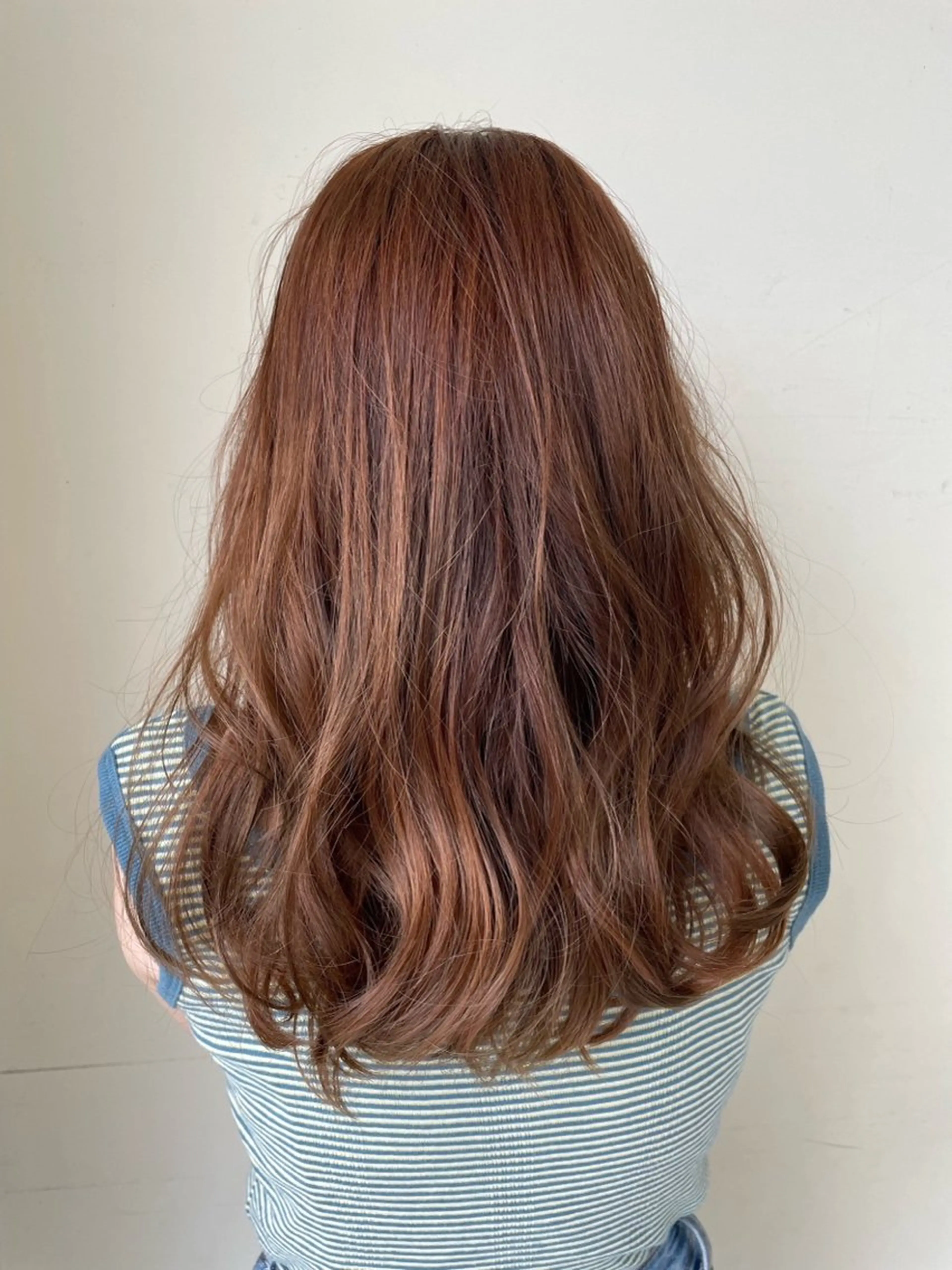 カラー パーマ CLOVER新田辺所属・石賀 早紀のヘアスタイル