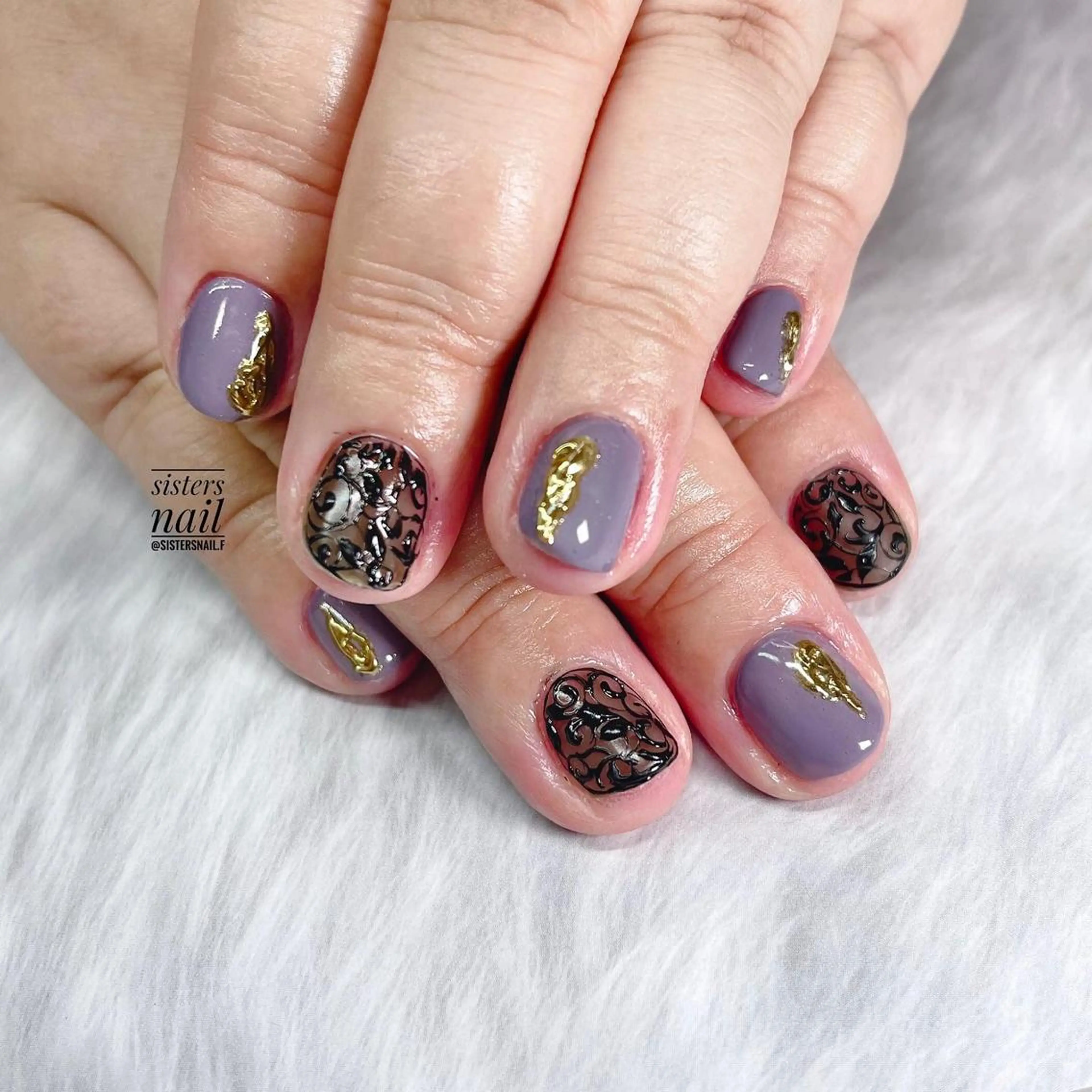 ネイル アートネイル レース ミラーネイル パープル sisters nail.fのネイルデザイン
