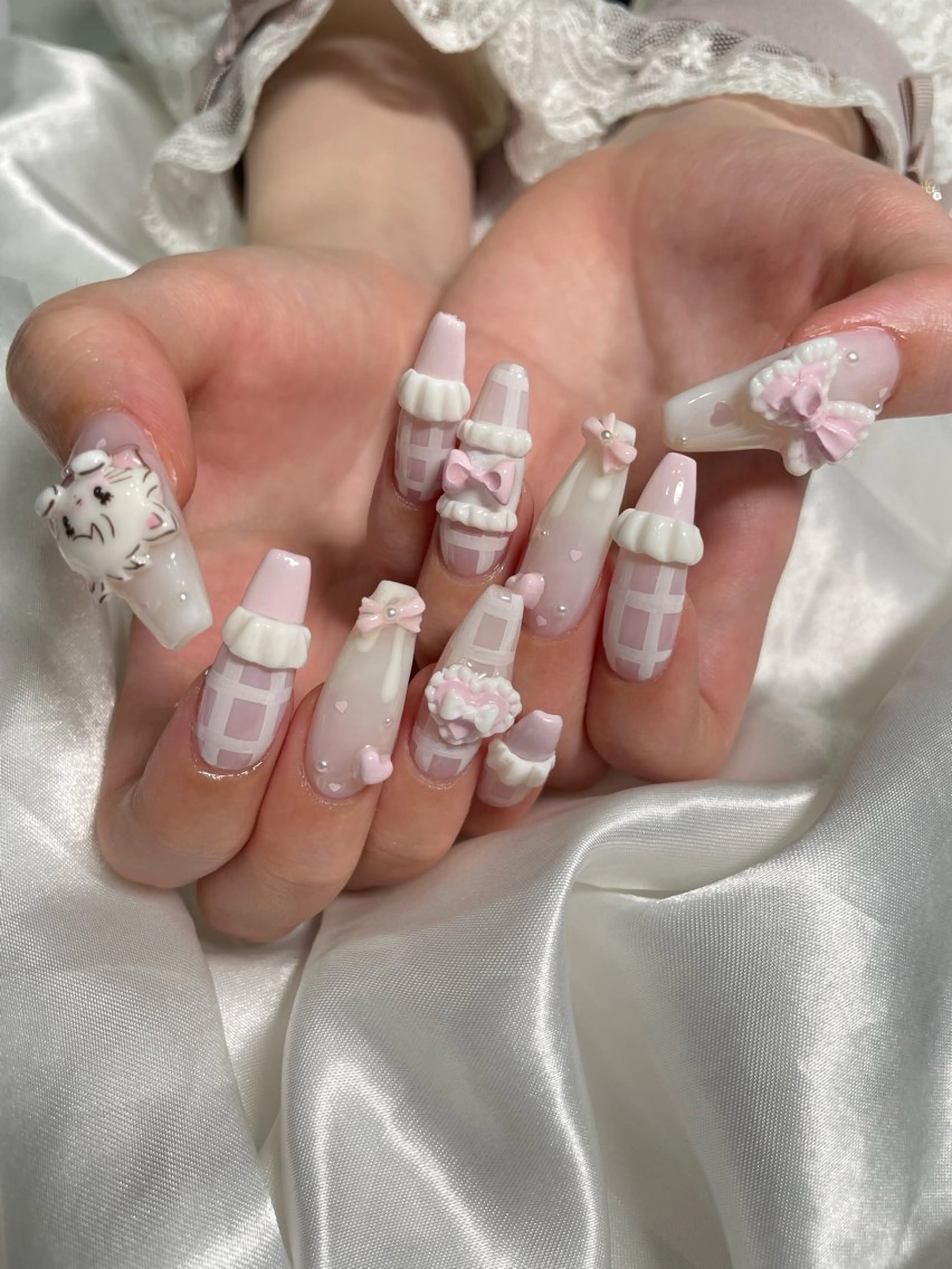 ネイル おで@ oderi_nailのネイルデザイン