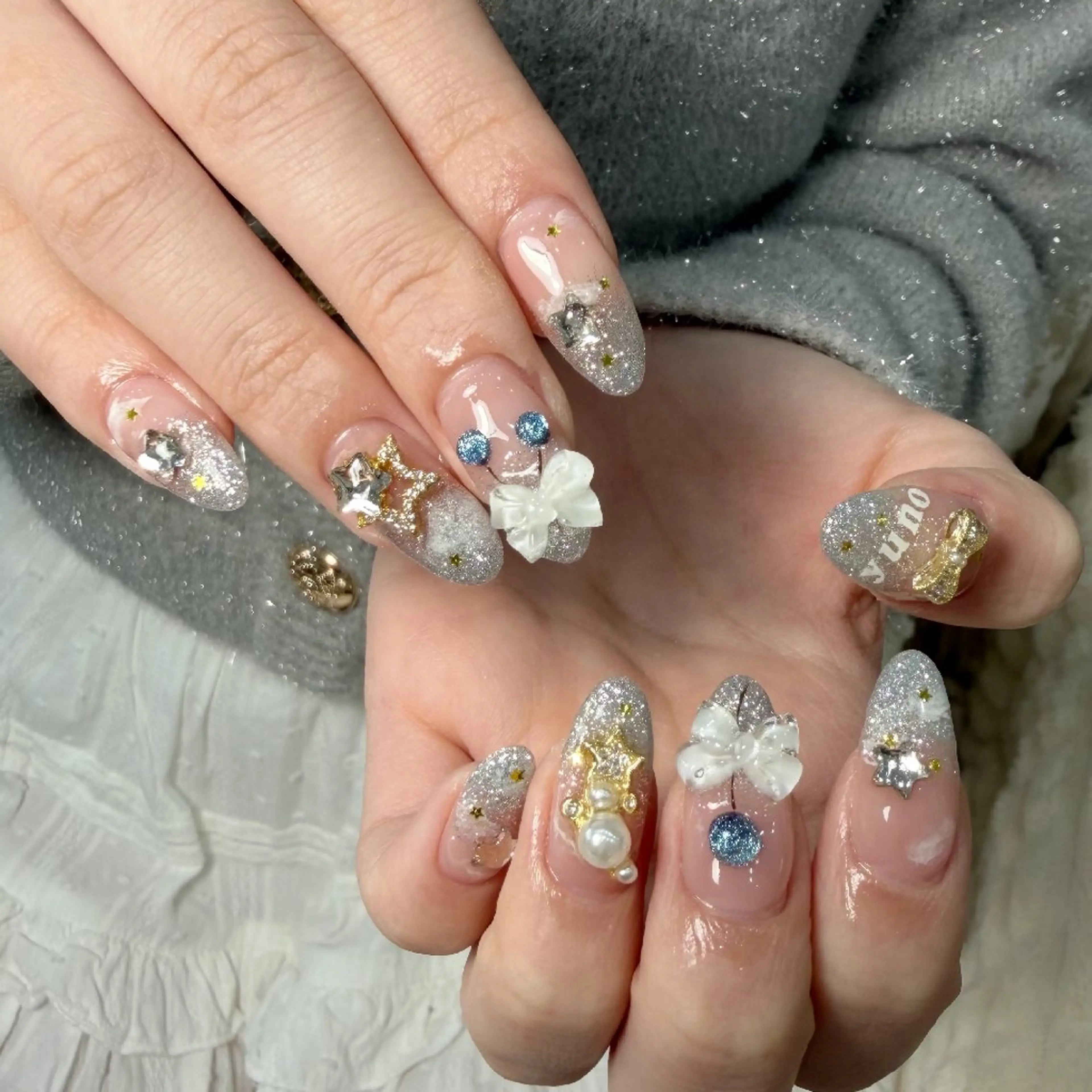 ネイル チークネイル フレンチネイル ジェルネイル ガーリー キラキラネイル ハンドネイル UM Nail Salonのネイルデザイン