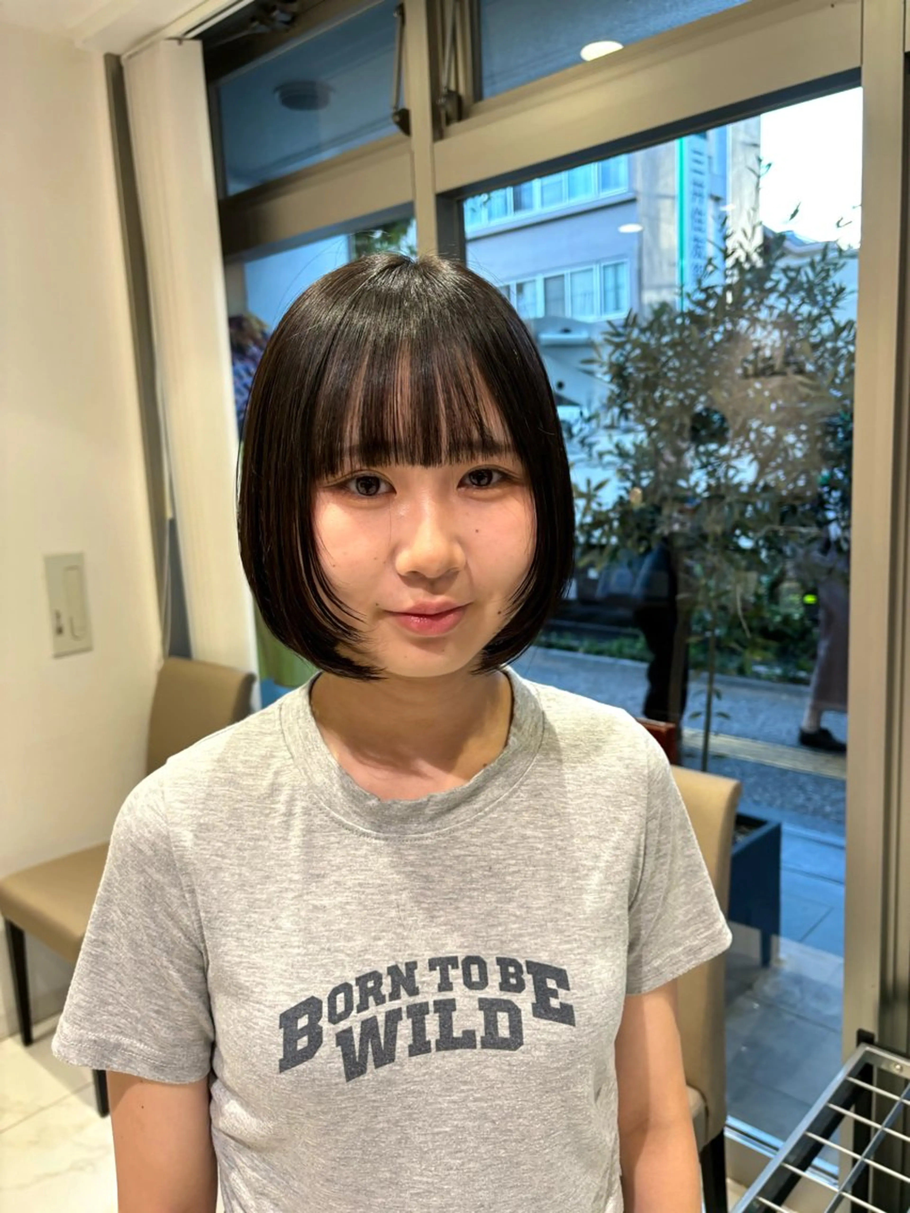 ショート ボブレイヤー ボブ 顔まわりレイヤー 顔周りカット レイヤーカット 飯田 真澄のヘアスタイル