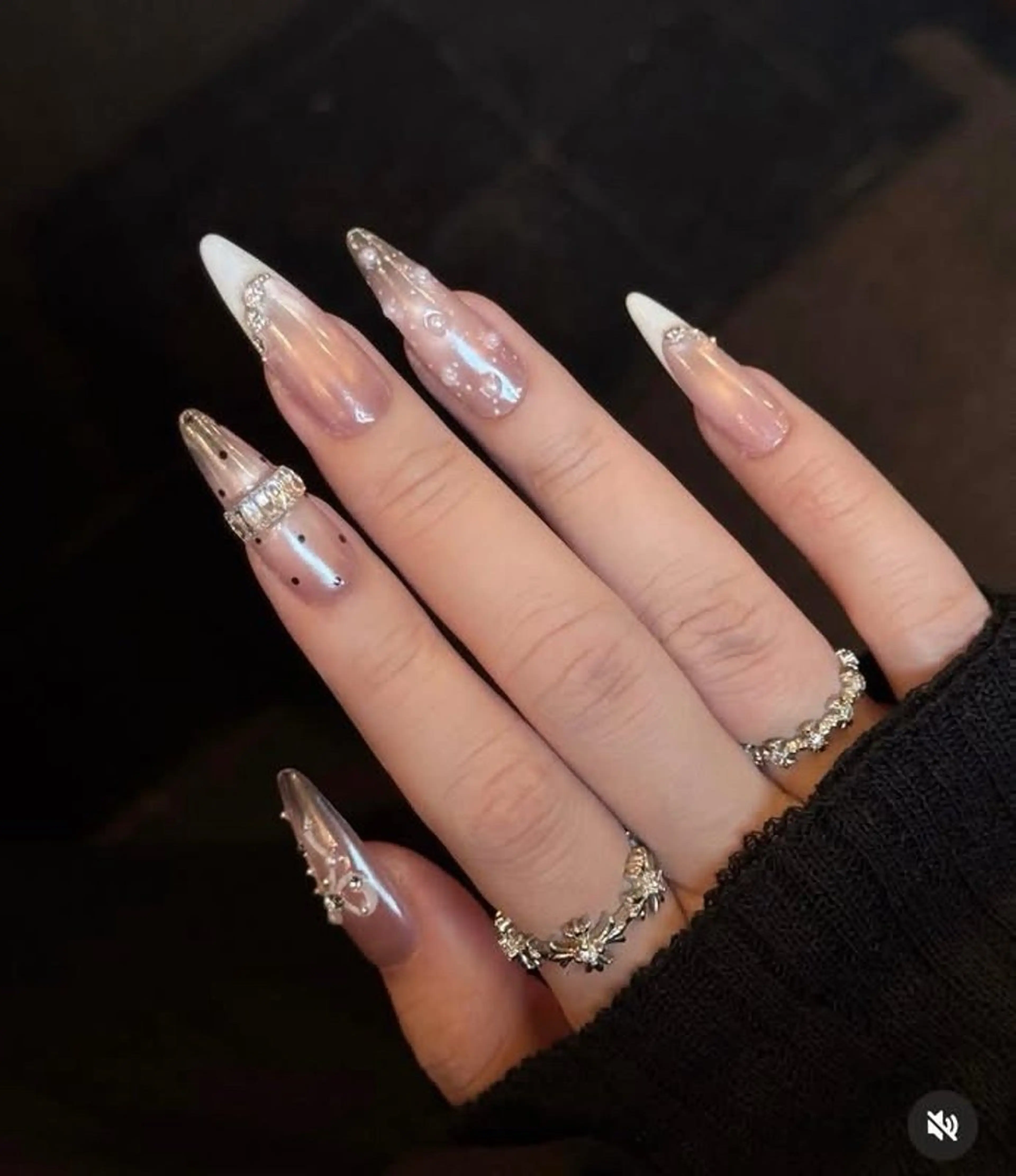 ネイル ハンドネイル T•Lee Nailsalon所属・T.Lee Nail Lilyのネイルデザイン