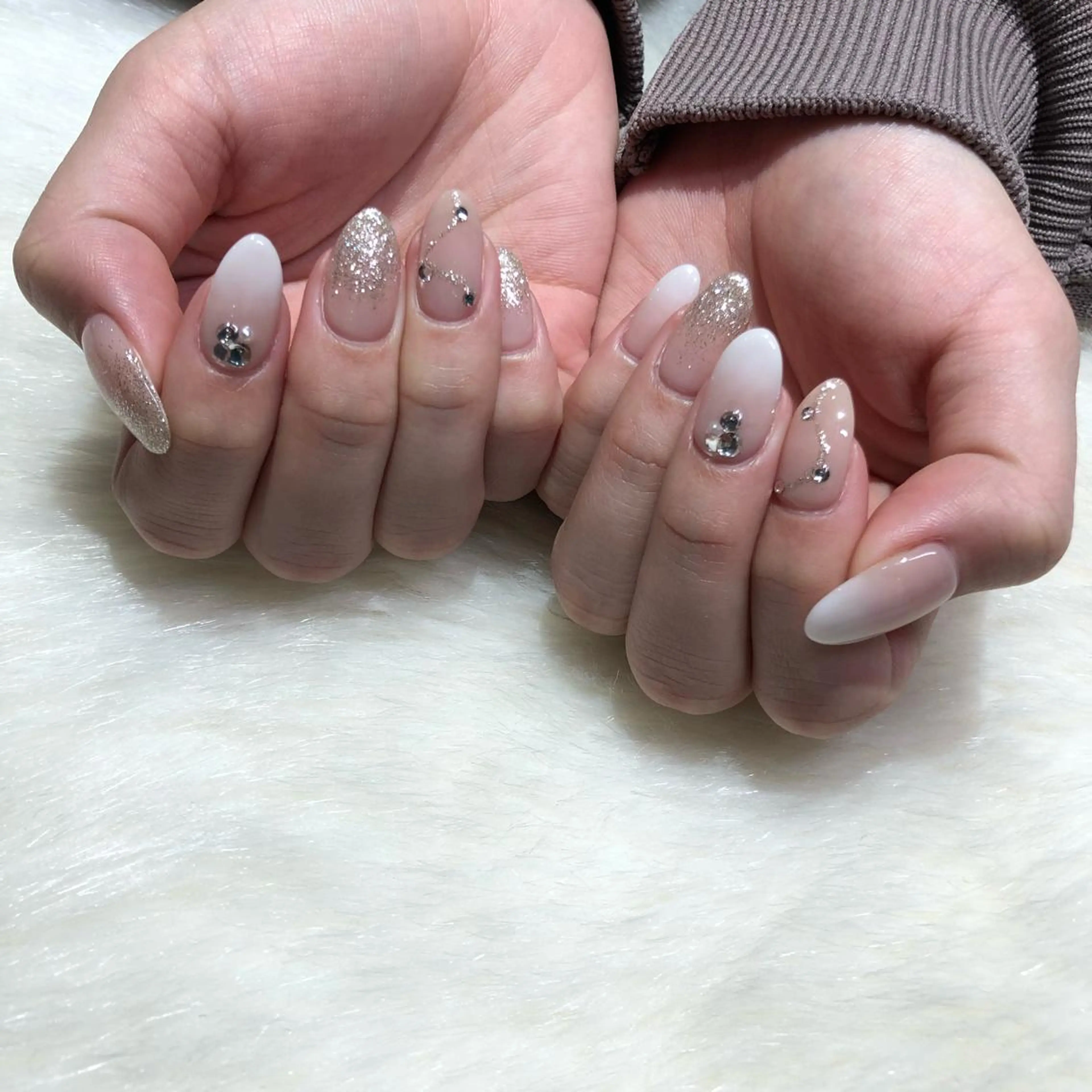 ネイル ハンドネイル フットネイル ハンドケア Nes.Nail所属・Miyagi Asamiのネイルデザイン