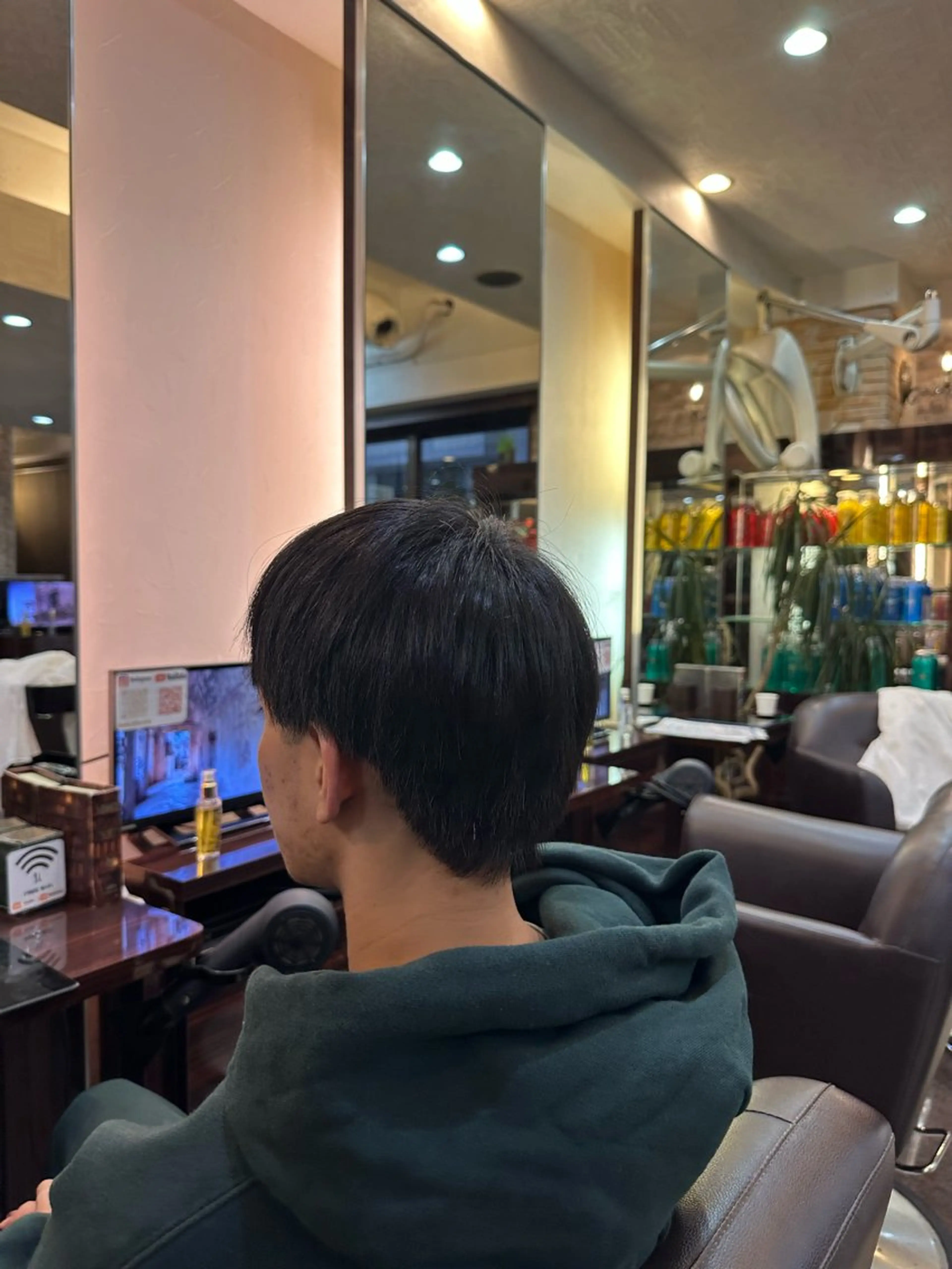 メンズ センターパート メンズ韓国風 韓国マッシュ マッシュウルフ マッシュ 縮毛矯正&髪質改善/ きょうの🐺のヘアスタイル