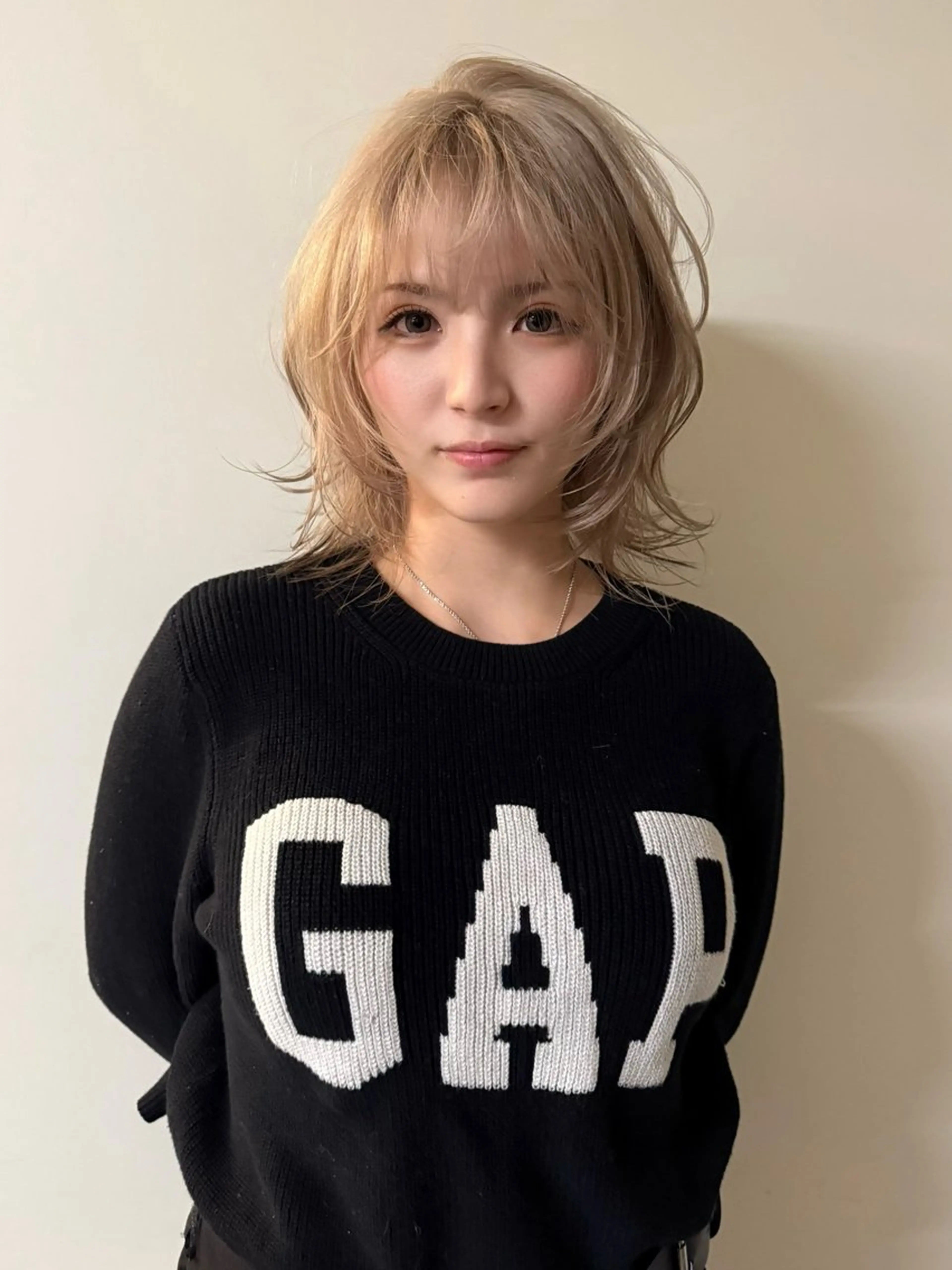 ミディアム NORA GINZA U所属・長山 海秀のヘアスタイル