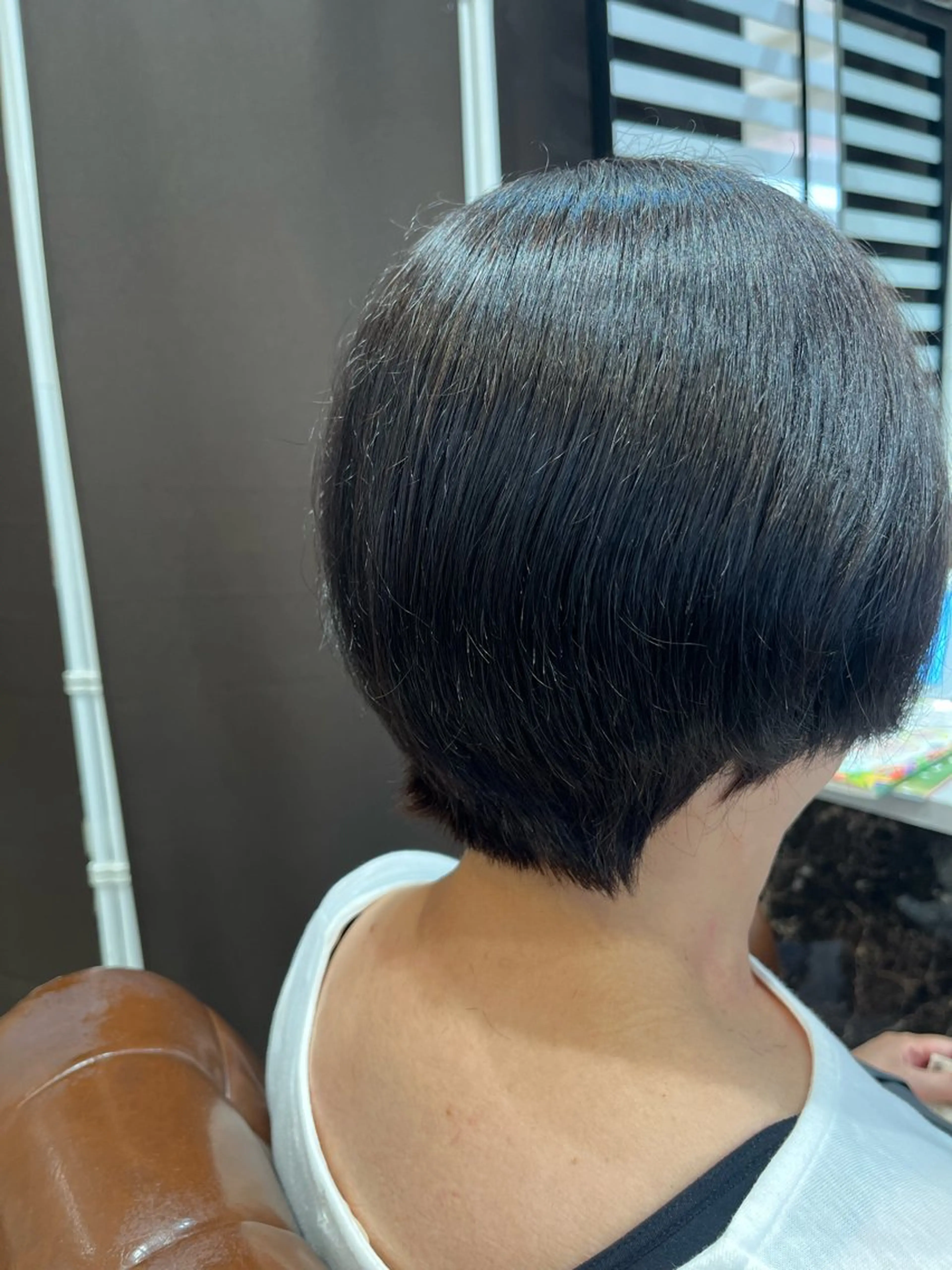 ショート メンズパーマ/透明感 カラー/徳田真緒のヘアスタイル