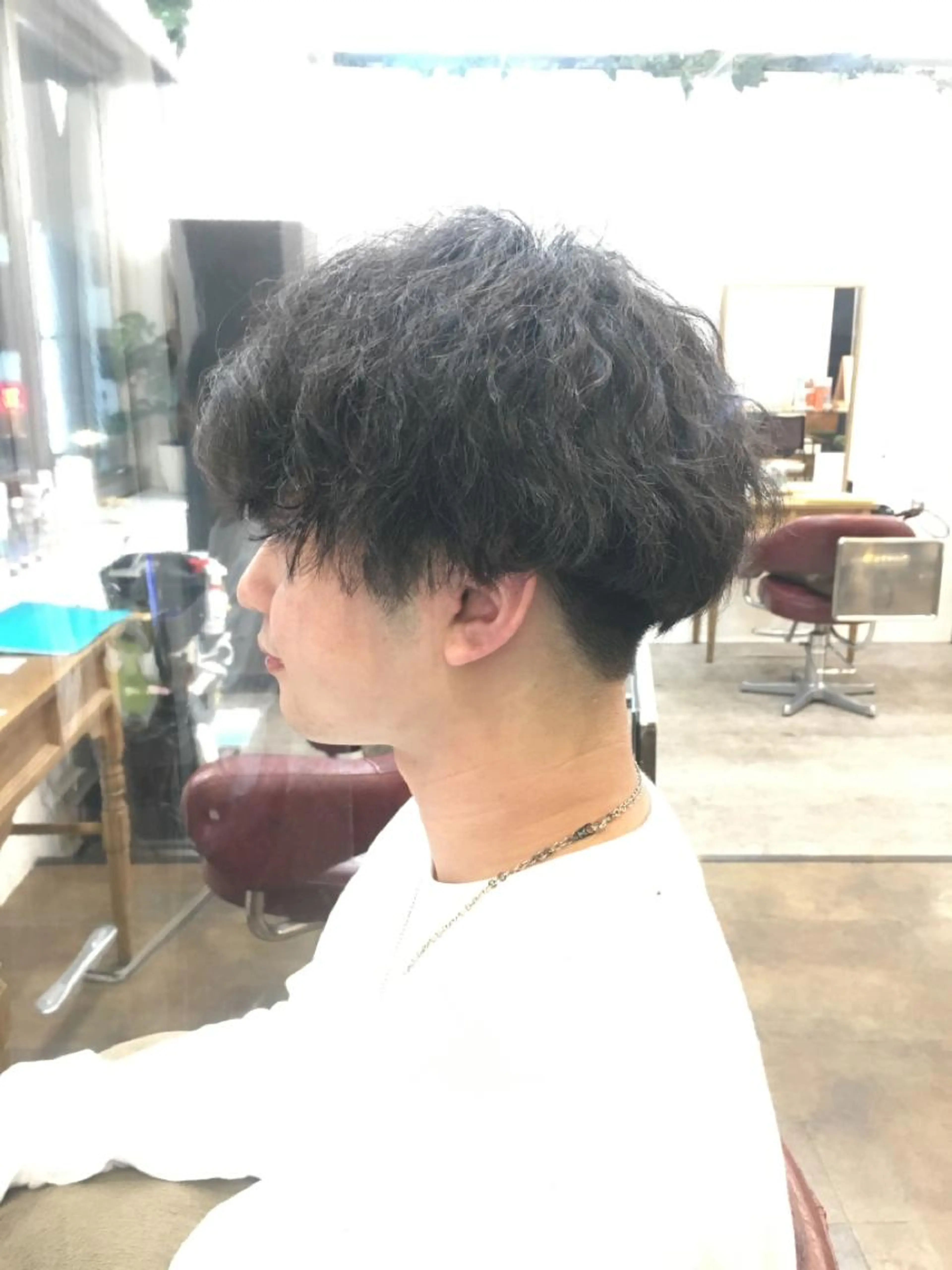 【トレンド】メンズカット＋ツイストorツイストスパイラルパーマ　フェードカット/波巻きパーマの写真