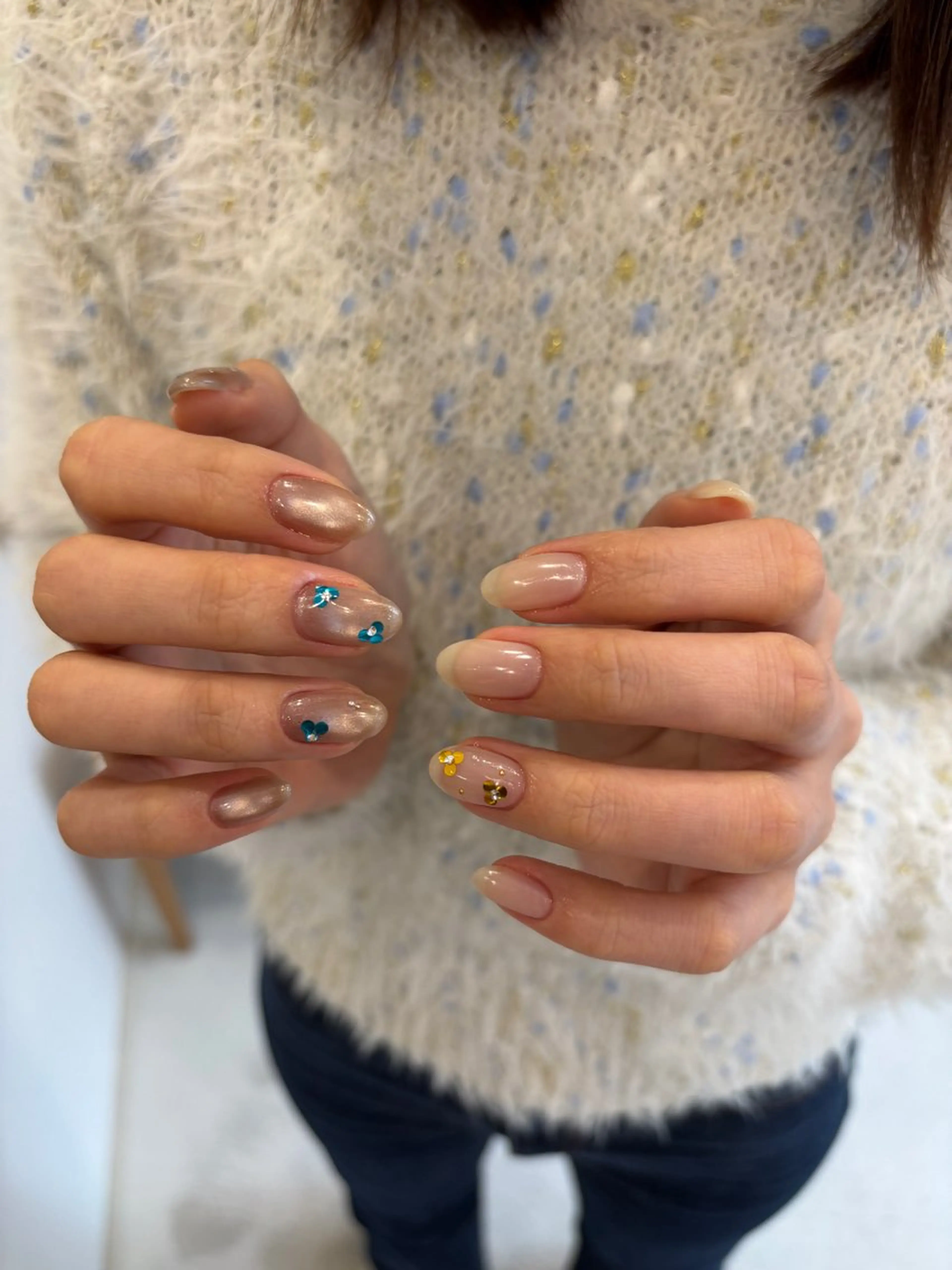 ネイル ハンドネイル SALON VILLAGE Aoyama 2nd.所属・堀川 祐里のネイルデザイン