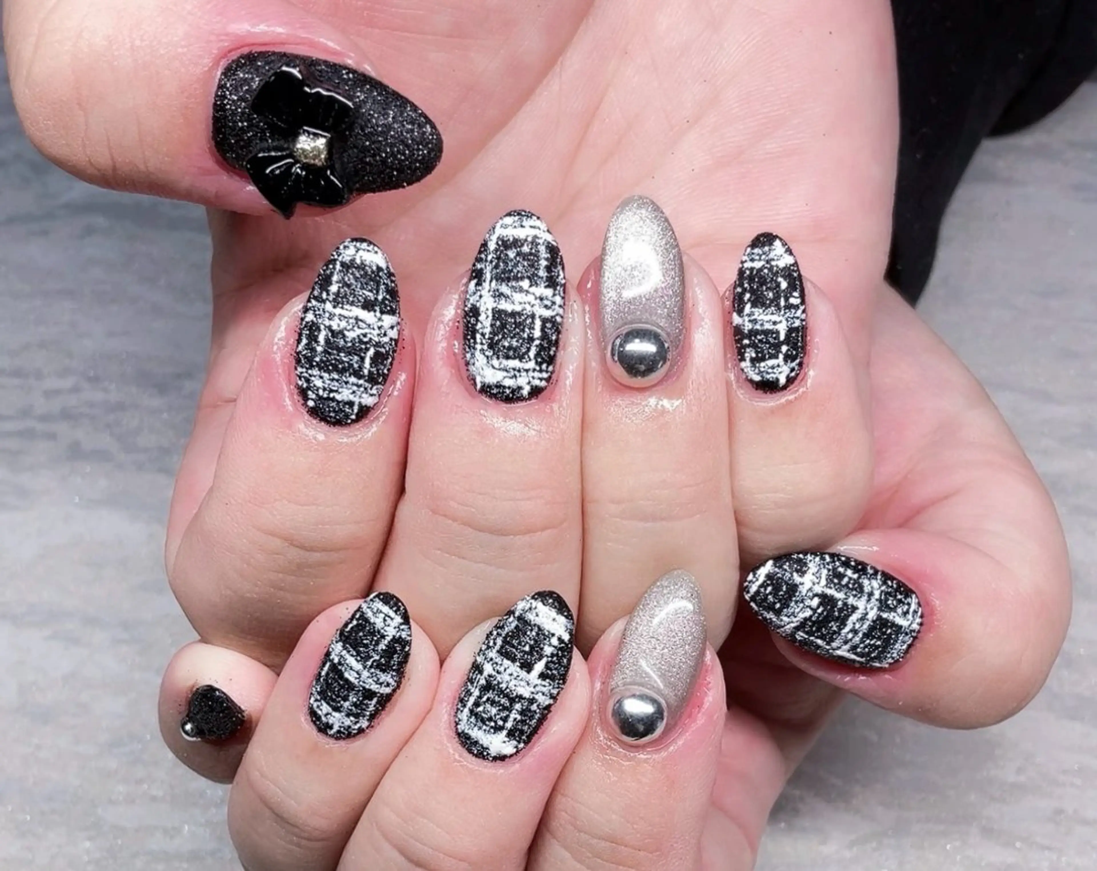 ネイル アートネイル チークネイル 長さ出し フットネイル ジェルネイル ラッキーネイルサロン西川口東口店所属・山田 由奈のネイルデザイン