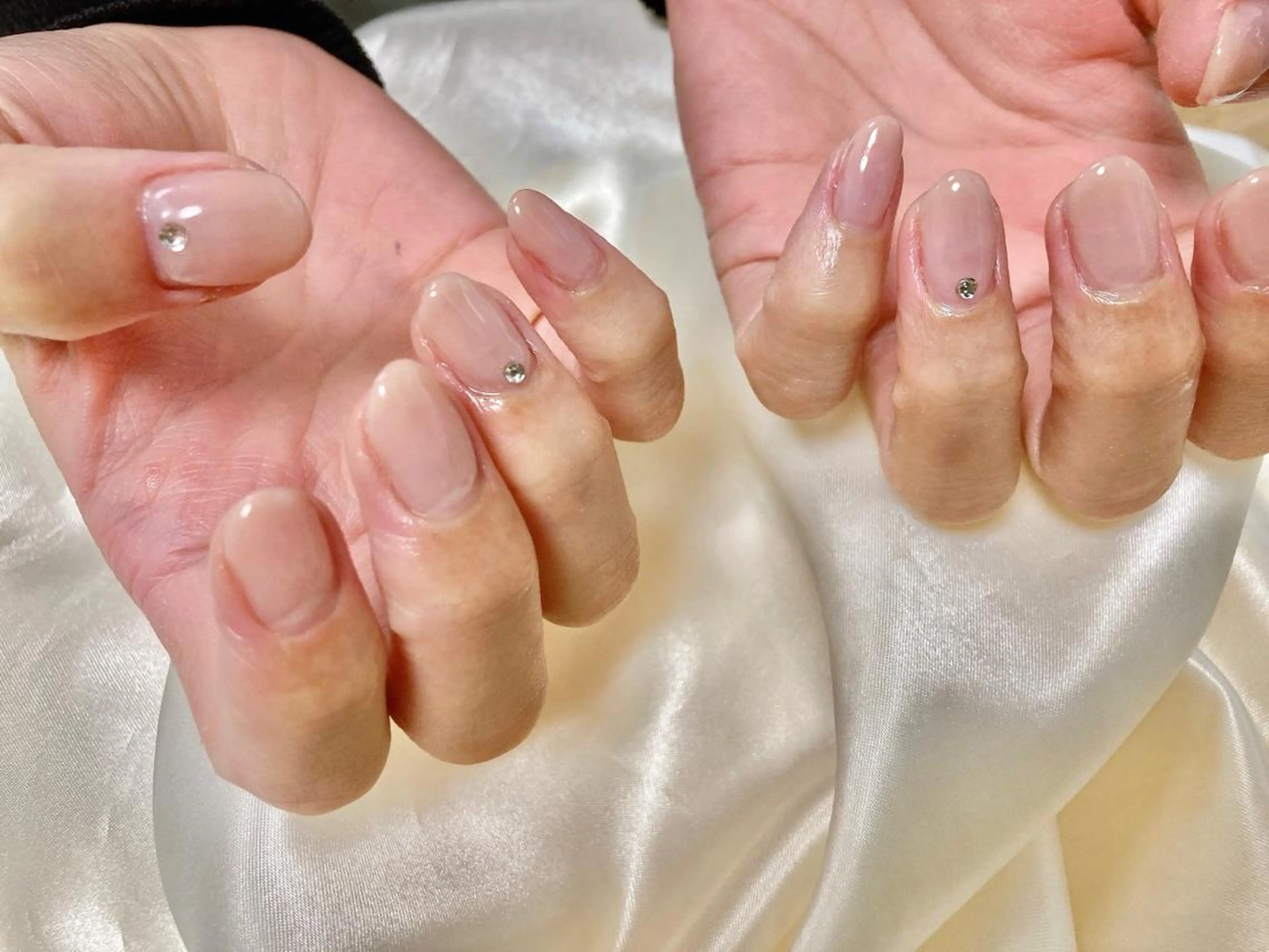 ネイル ストーンネイル Mogu nail 二子玉川のネイルデザイン