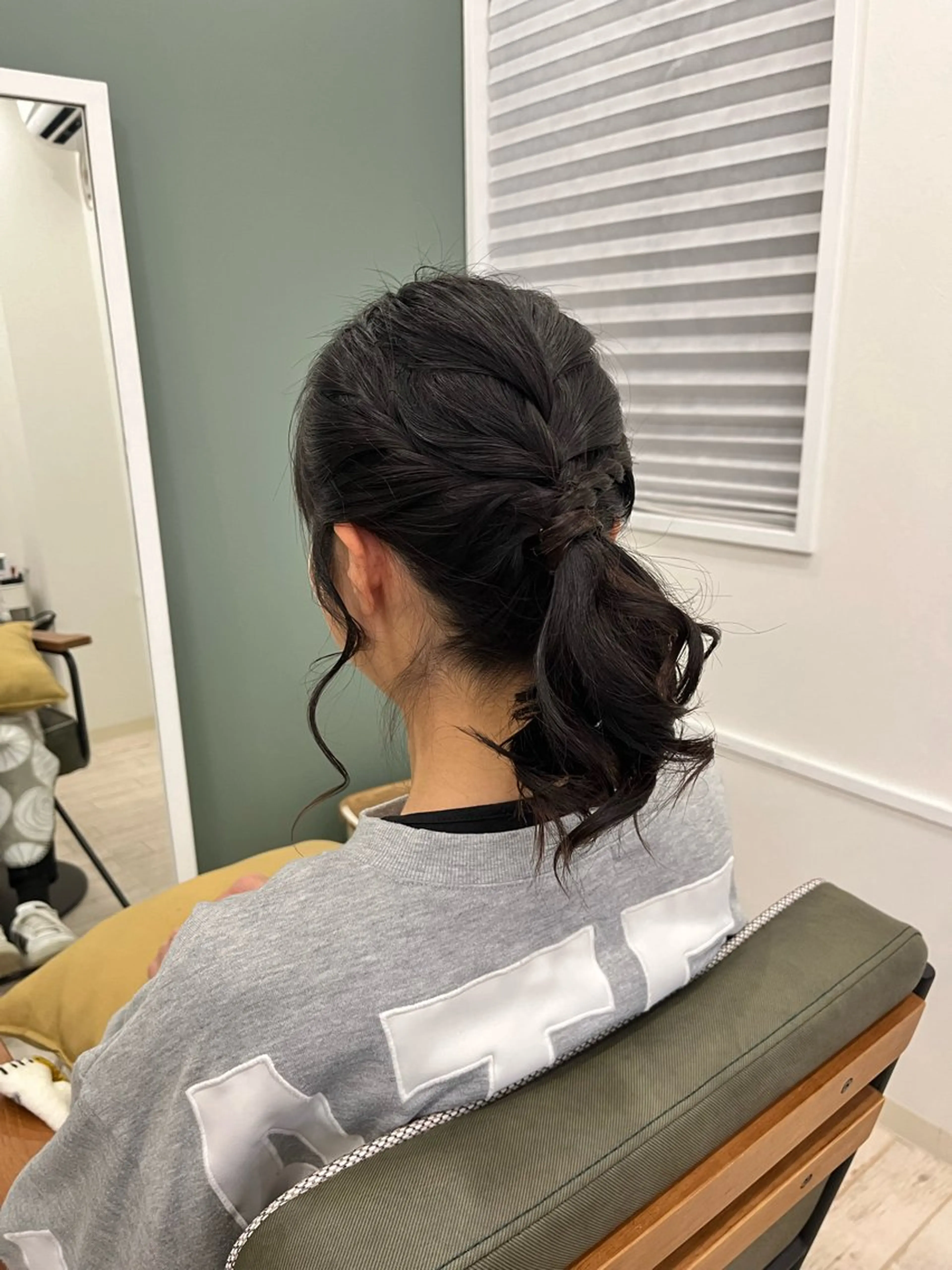 ミディアム ヘアアレンジ ヘアセット M.arc 【マーキ】のヘアスタイル