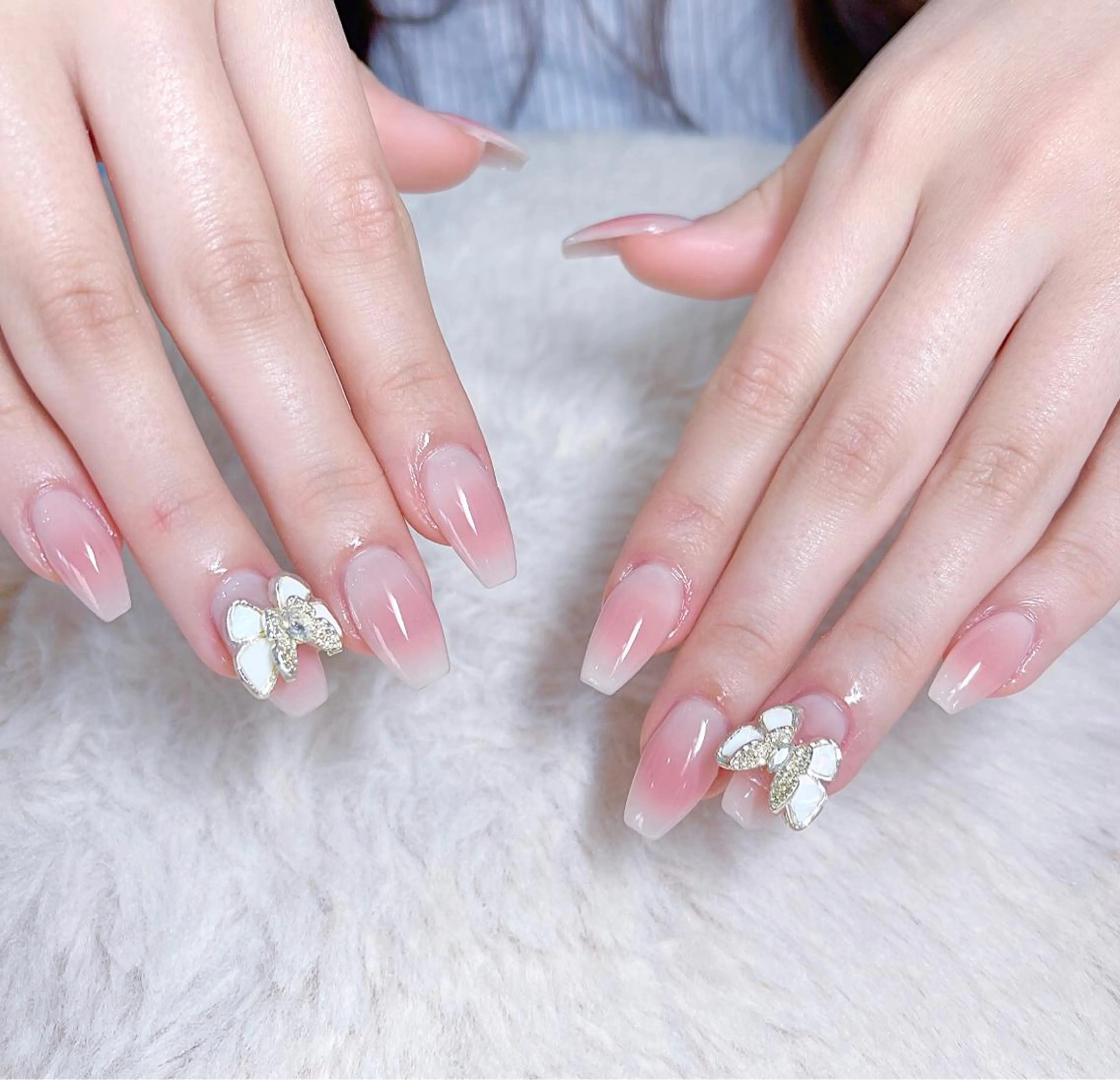 ネイル FLY Nail Salonのネイルデザイン