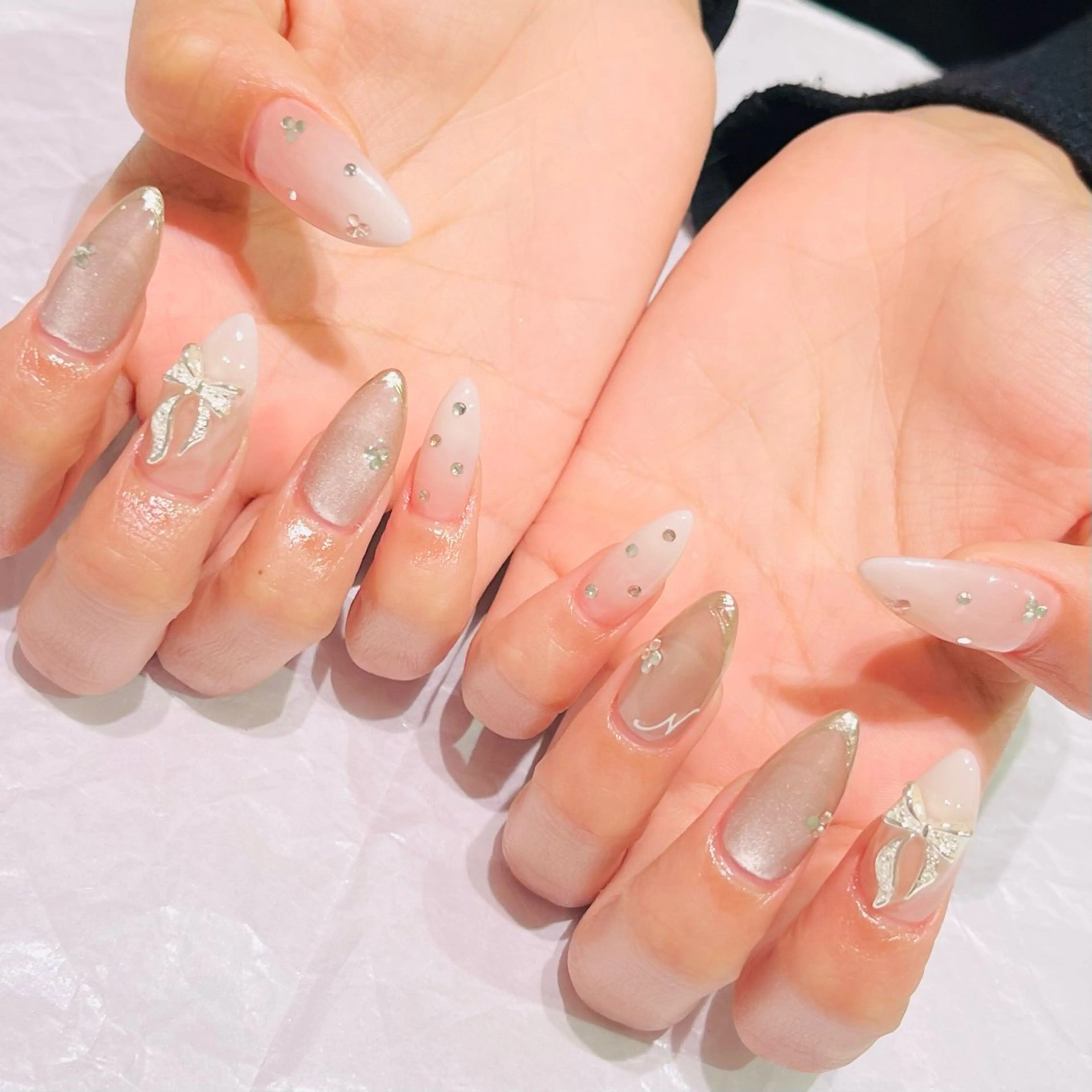 ネイル ハンドネイル フットネイル Hair removal & Beauty salon Produce by Lucia所属・nail salon Luciaのネイルデザイン