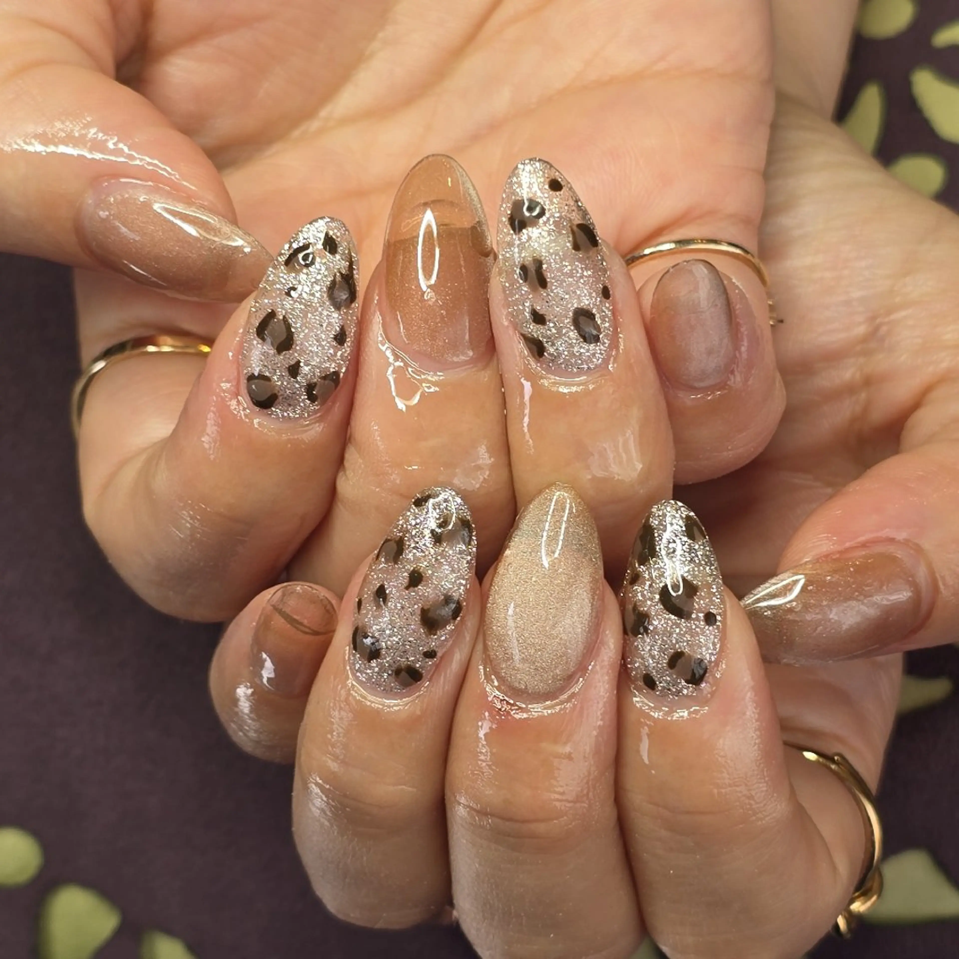 ネイル アニマル柄 マグネットネイル ハンドネイル minion蕨所属・minion 蕨のネイルデザイン