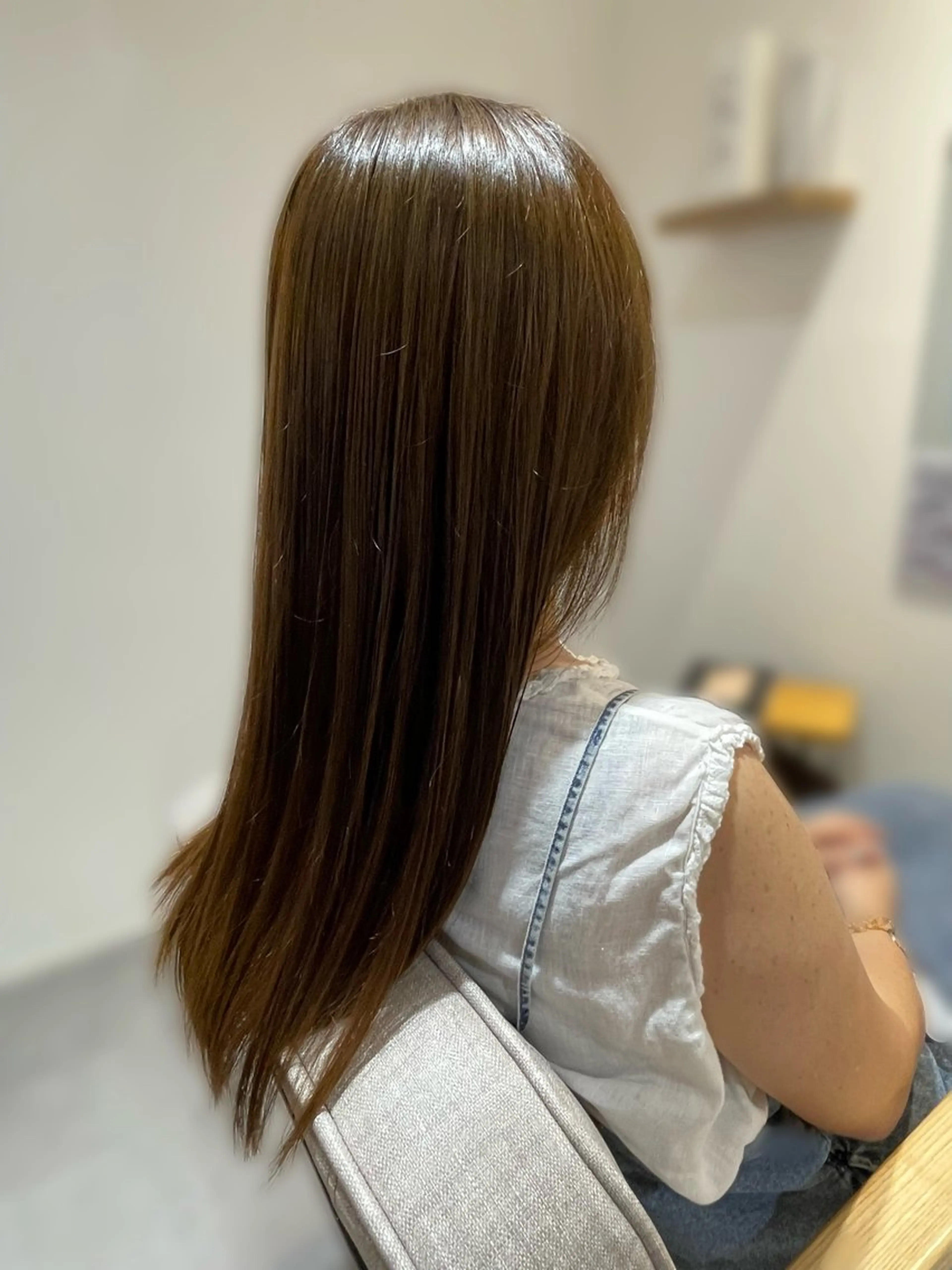 ロング 髙梨 いず美のヘアスタイル