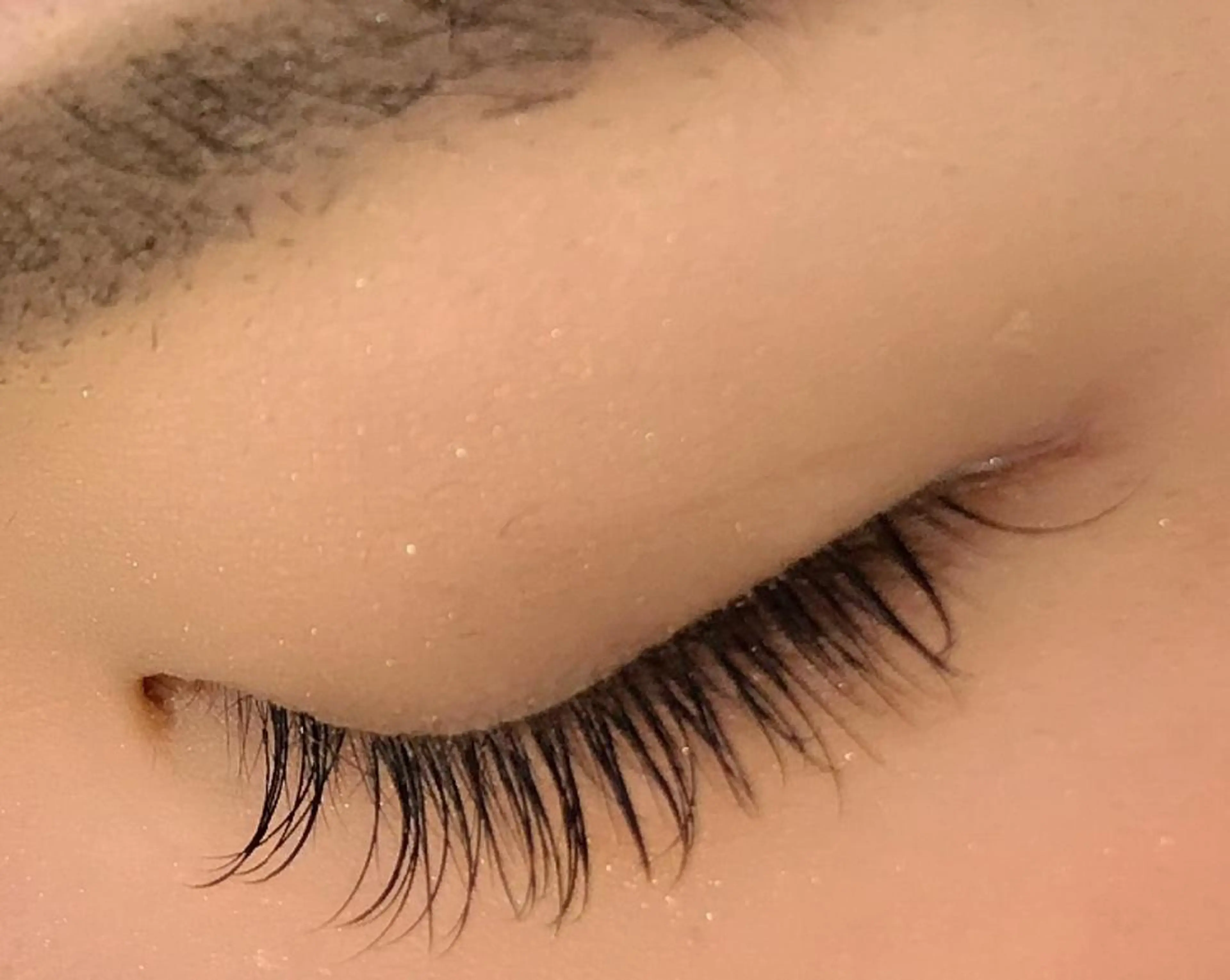 マツエク・マツパ 岡田詩織 MODE Ks松原店のヘアスタイル