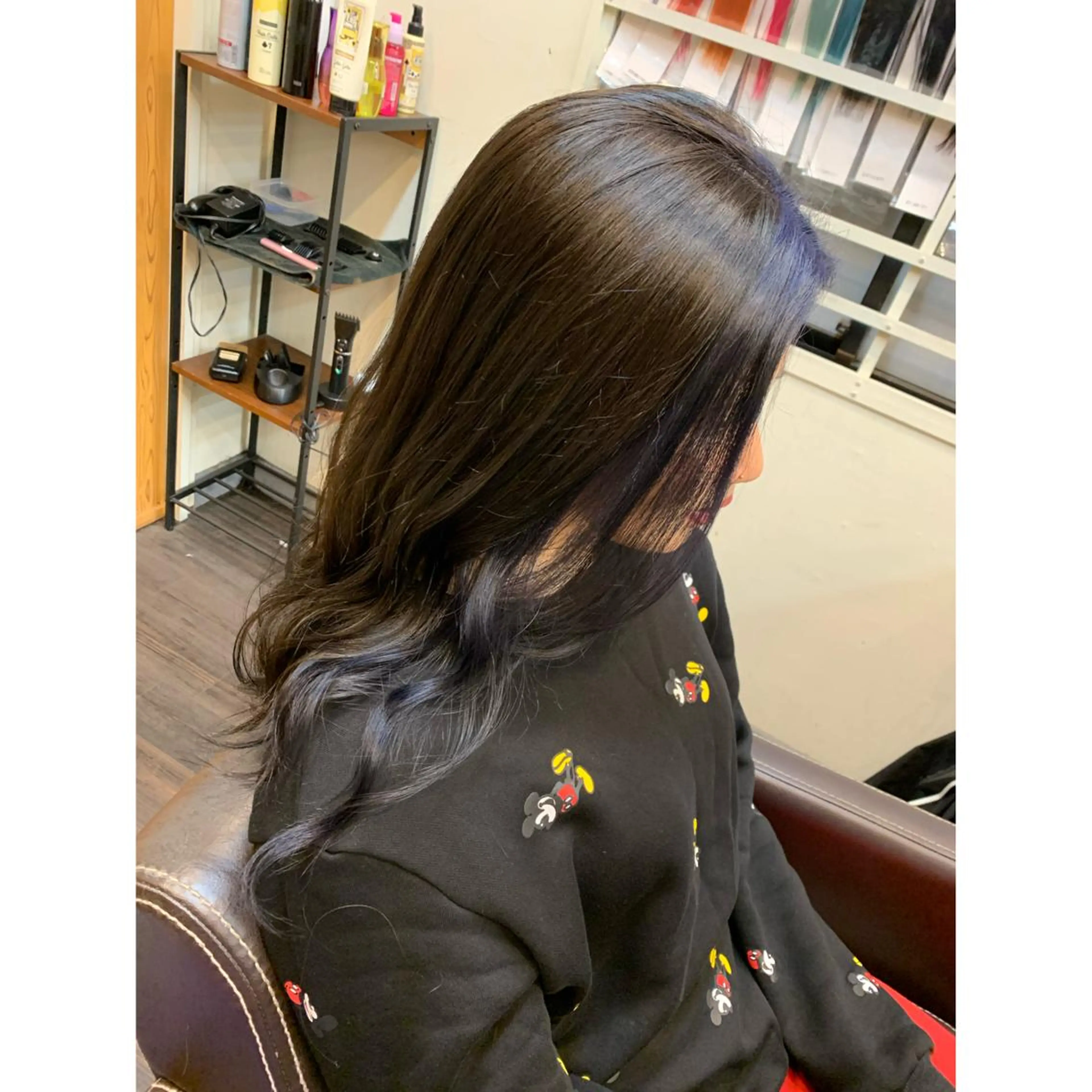 セミロング カラー LaLaMoana Rickyのヘアスタイル