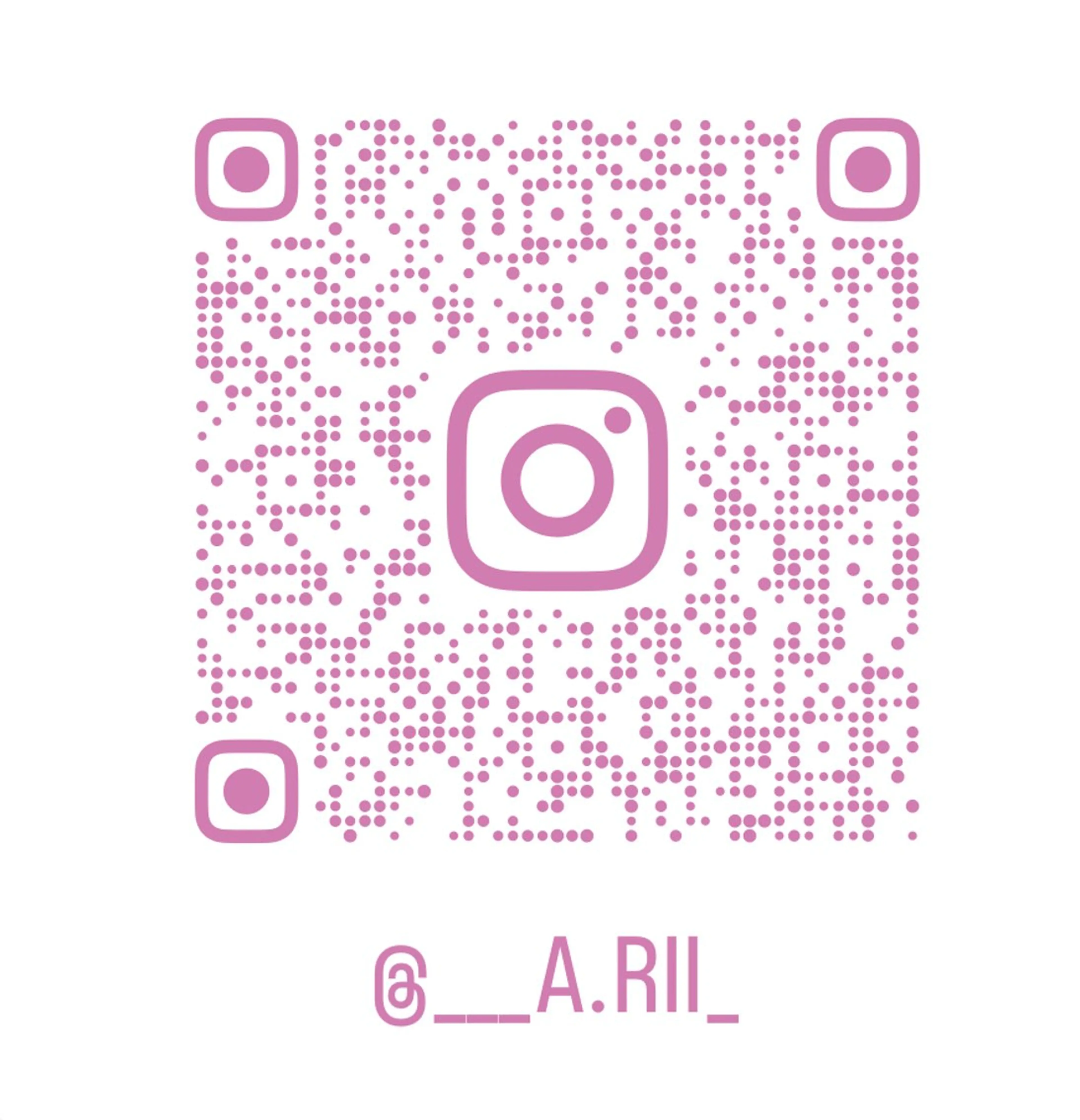 Kuwata Arisa⋆🍒⭒˚のネイルデザイン