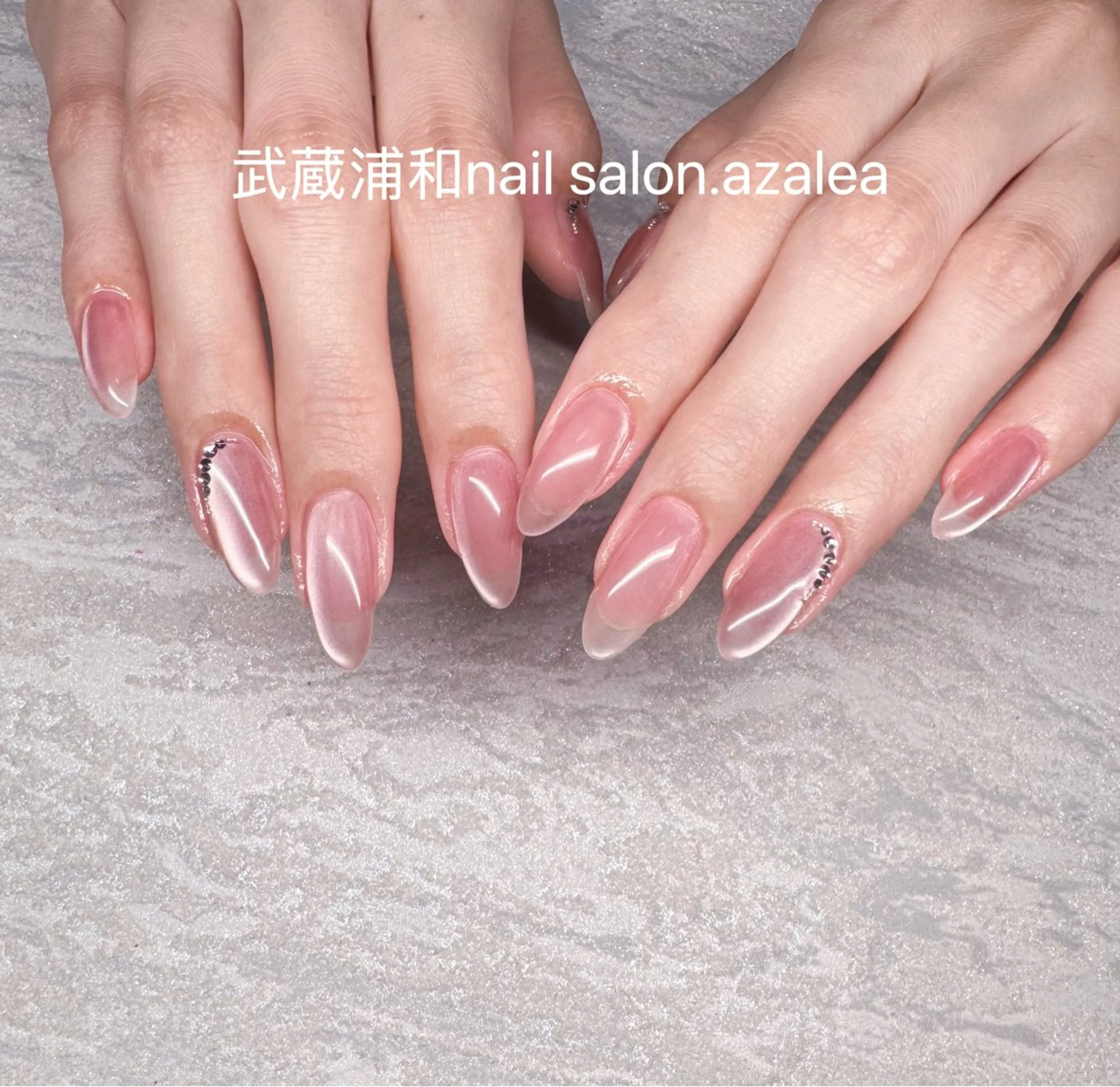 ネイル ハンドネイル R inのネイルデザイン