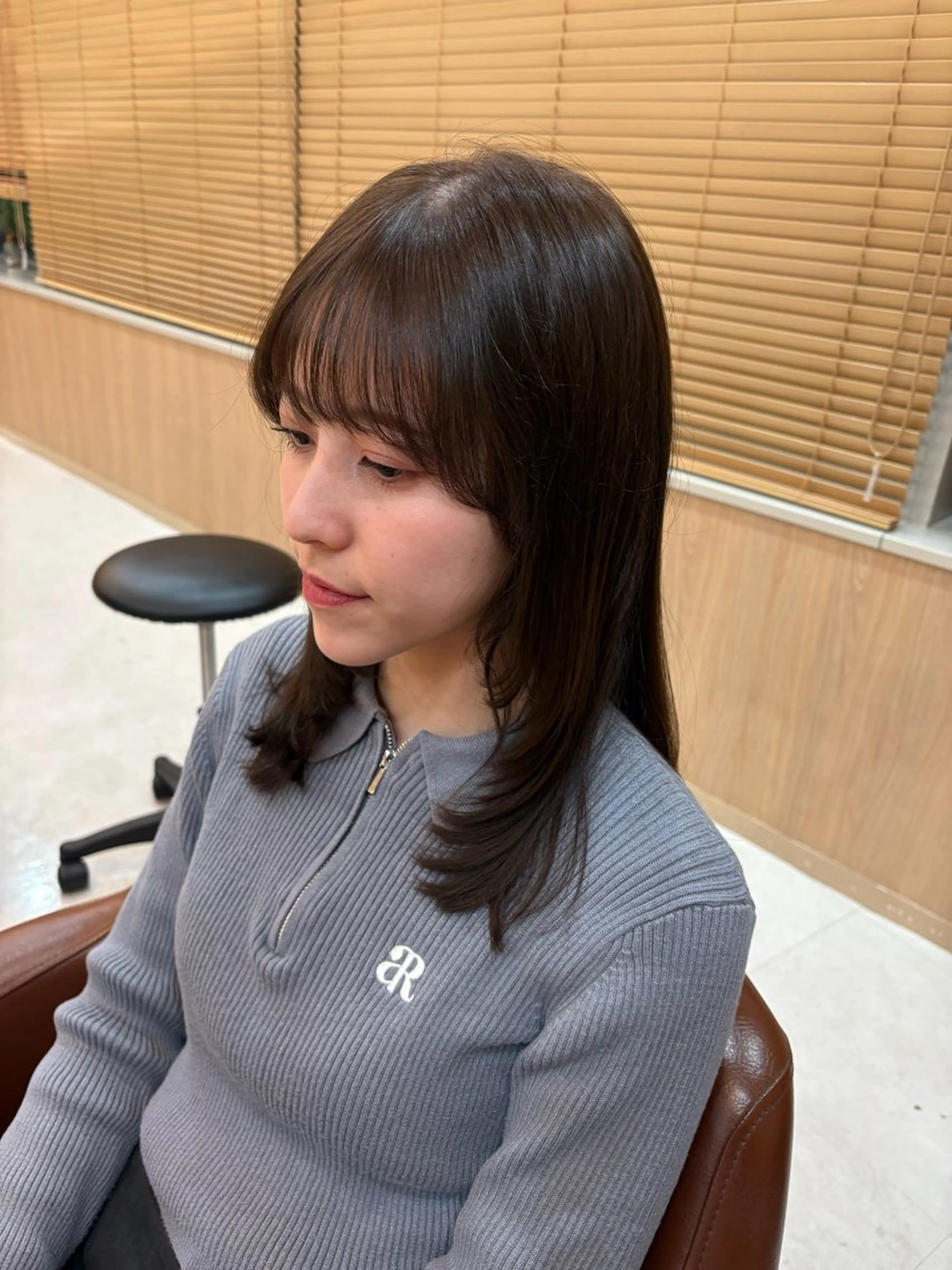 セミロング 顔周りカット レイヤーカット 風間 日和のヘアスタイル