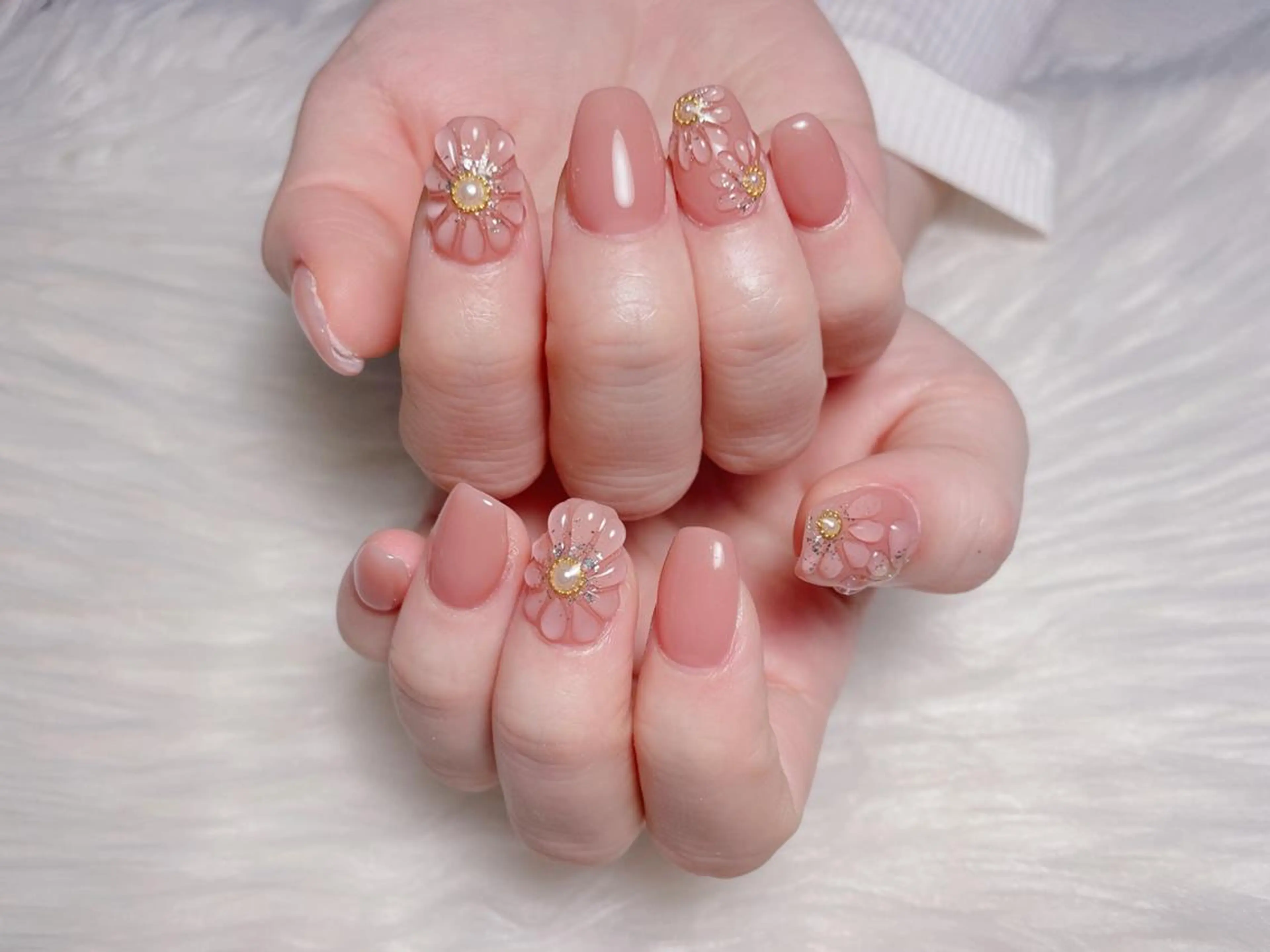 ネイル MiKi Nai池袋 長さだし得意のネイルデザイン