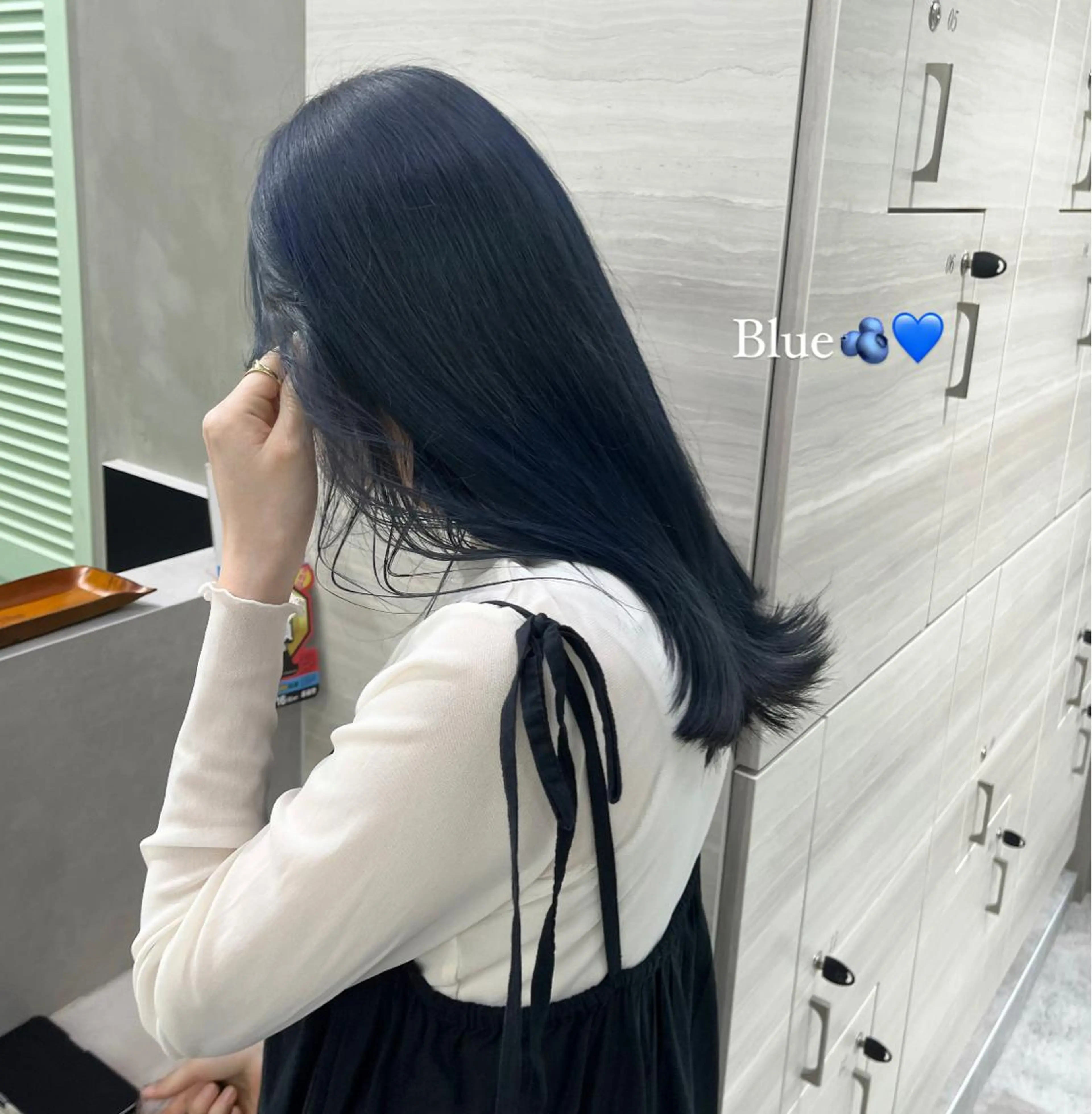 ロング カラー ブリーチ ナツミ/透明感カラー /酸性ストレートのヘアスタイル